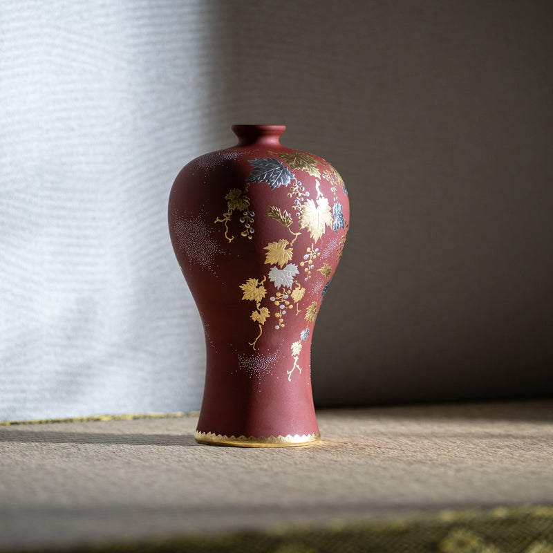 Nakada Kingyoku Red Morikin Shirochibu Grape Pattern Vase - MUSUBI KILN - Quality Japanese Tableware and Gift