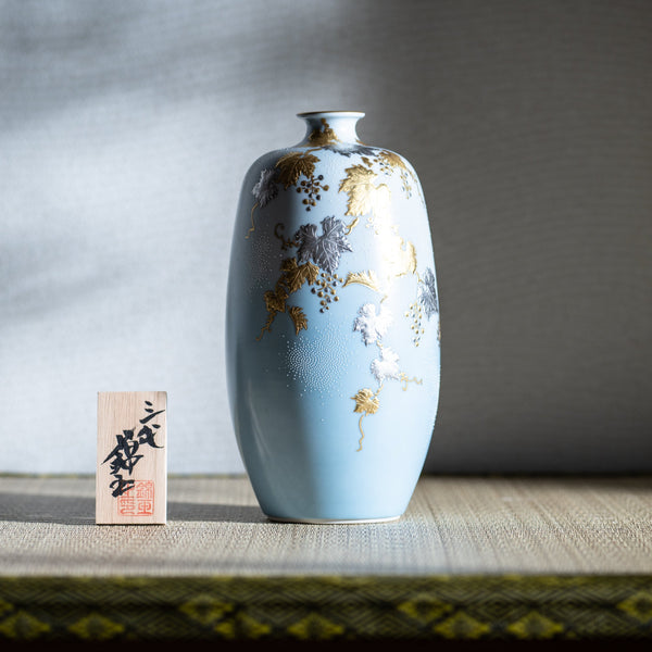 Nakada Kingyoku Torquoise Morikin Shirochibu Grape Pattern Vase - MUSUBI KILN - Quality Japanese Tableware and Gift