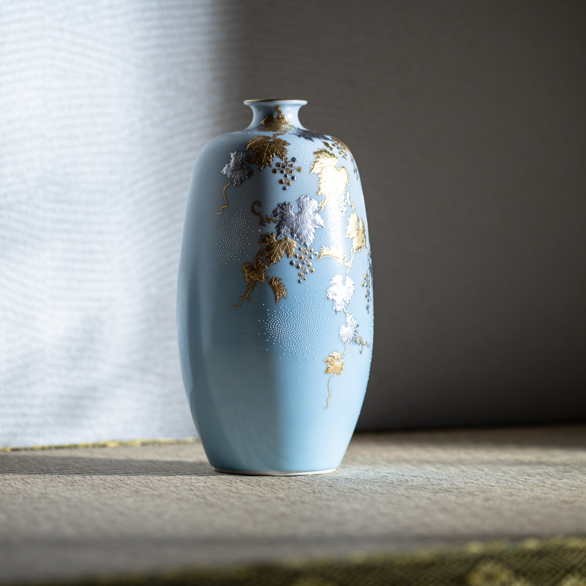 Nakada Kingyoku Torquoise Morikin Shirochibu Grape Pattern Vase - MUSUBI KILN - Quality Japanese Tableware and Gift