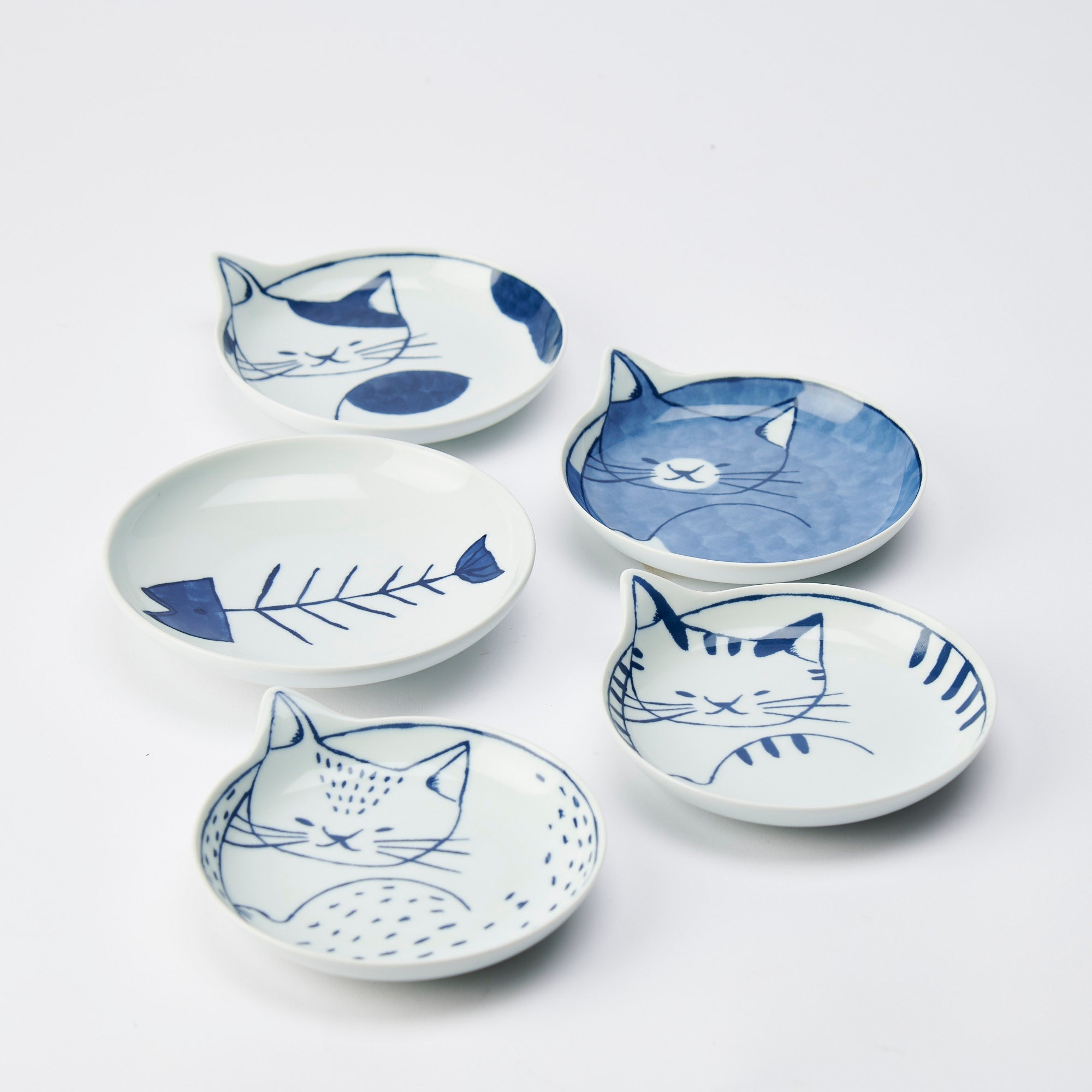 Neco Hasami Cat Plate Set - MUSUBI KILN - Quality Japanese Tableware and Gift