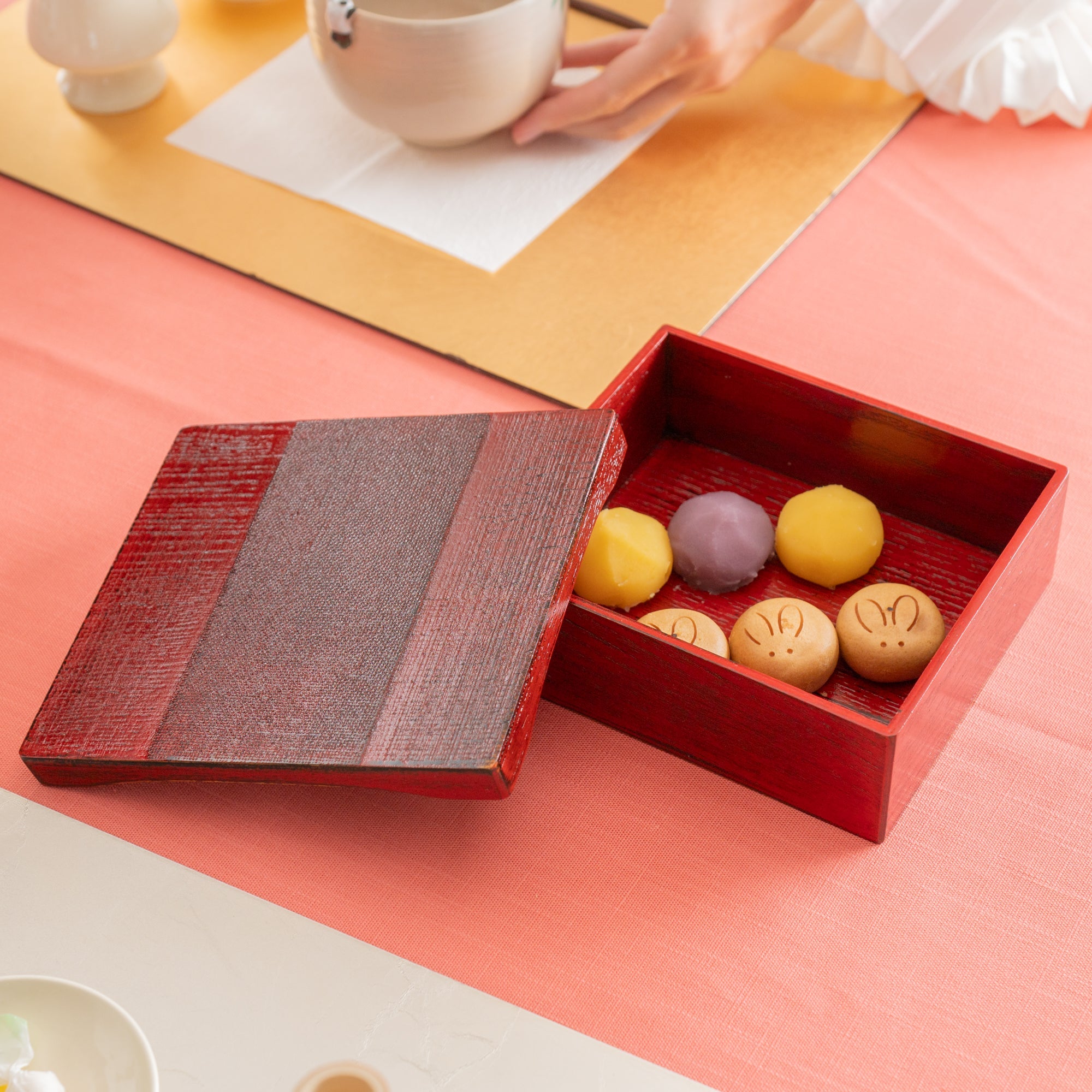 Nunome Line Yamanaka Lacquerware Square Bento Box - MUSUBI KILN - Quality Japanese Tableware and Gift