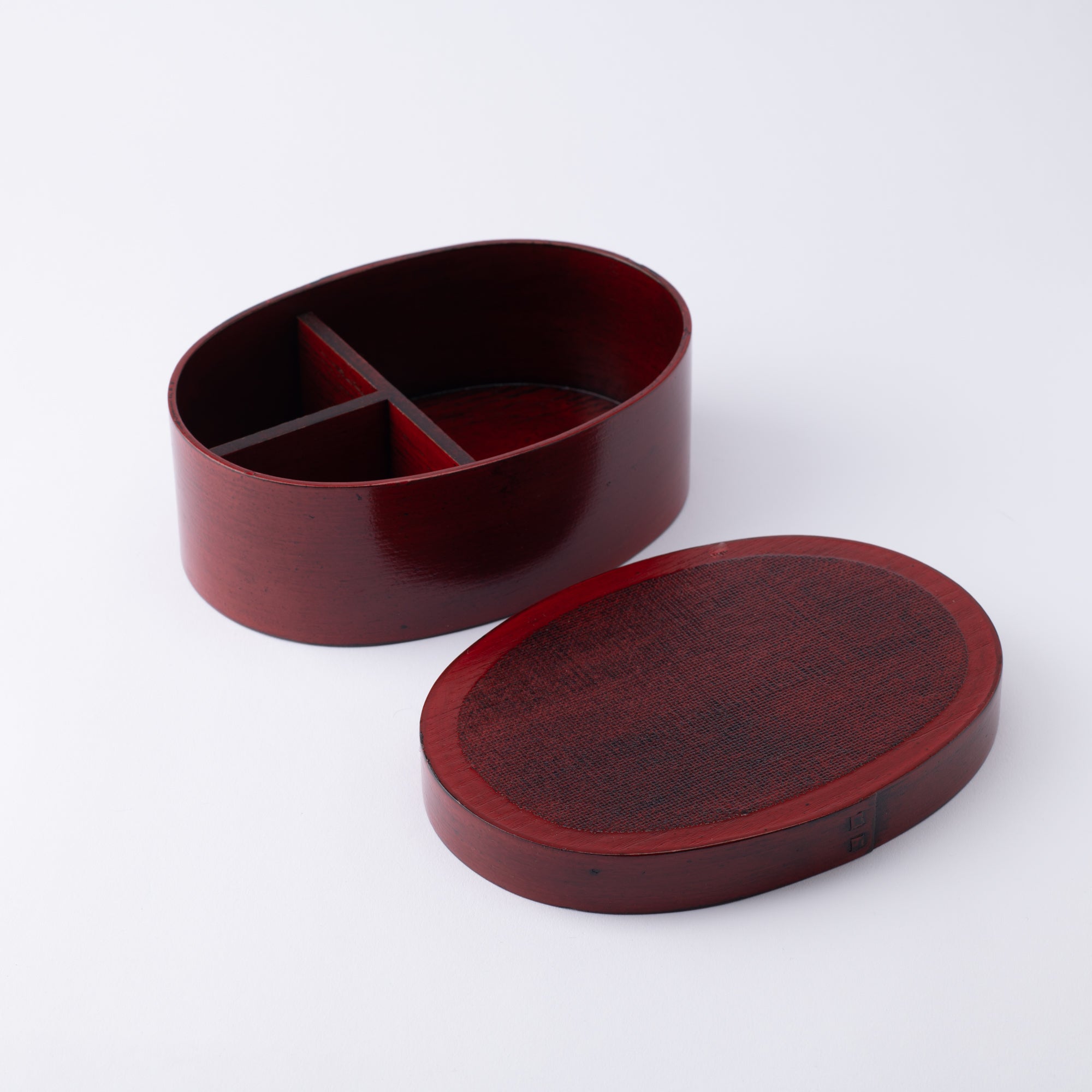 Nunome Yamanaka Lacquerware Oval Bento Box - MUSUBI KILN - Quality Japanese Tableware and Gift