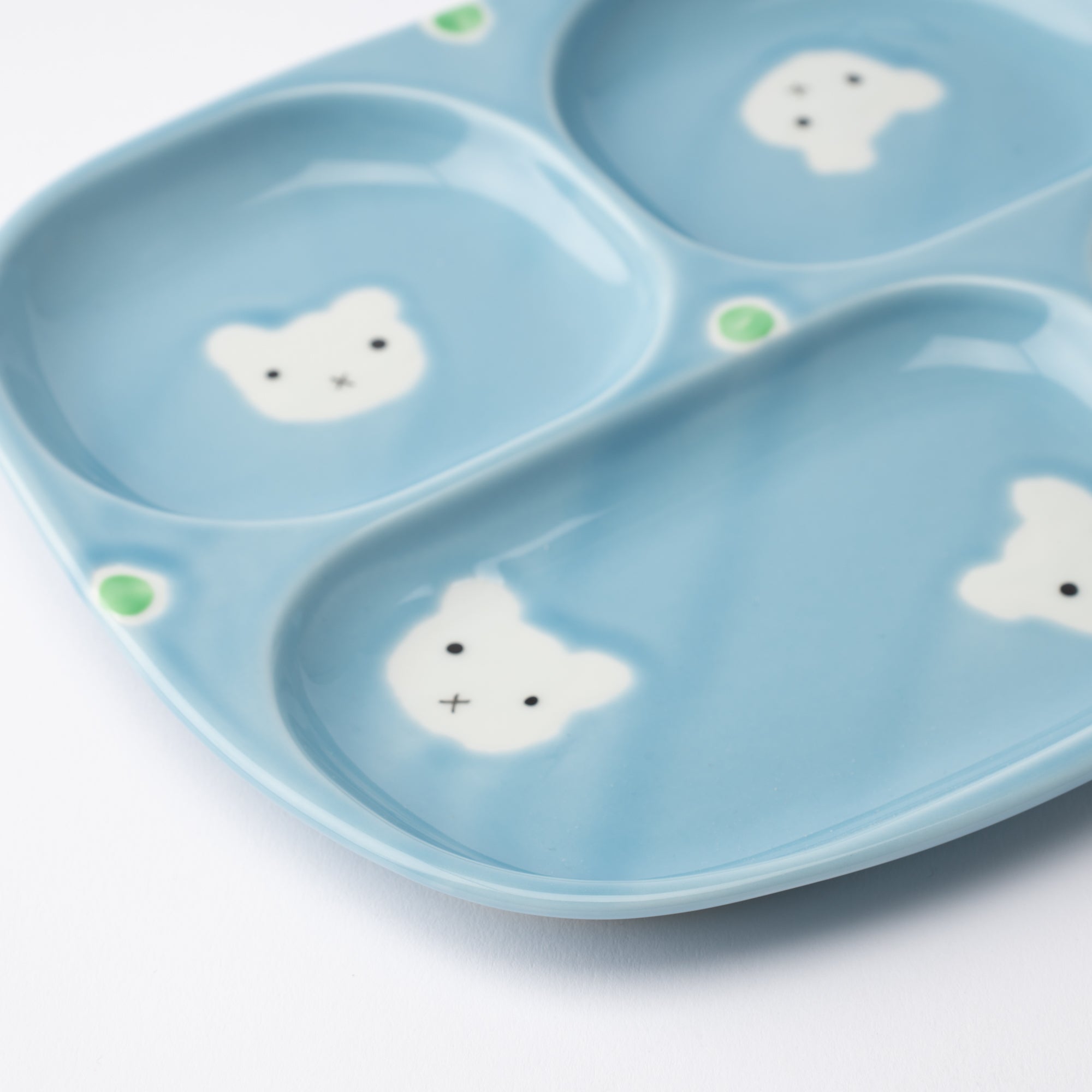 Oshin Kiln Blue Bear Hasami Children's Divided Plate - MUSUBI KILN - Quality Japanese Tableware and Gift