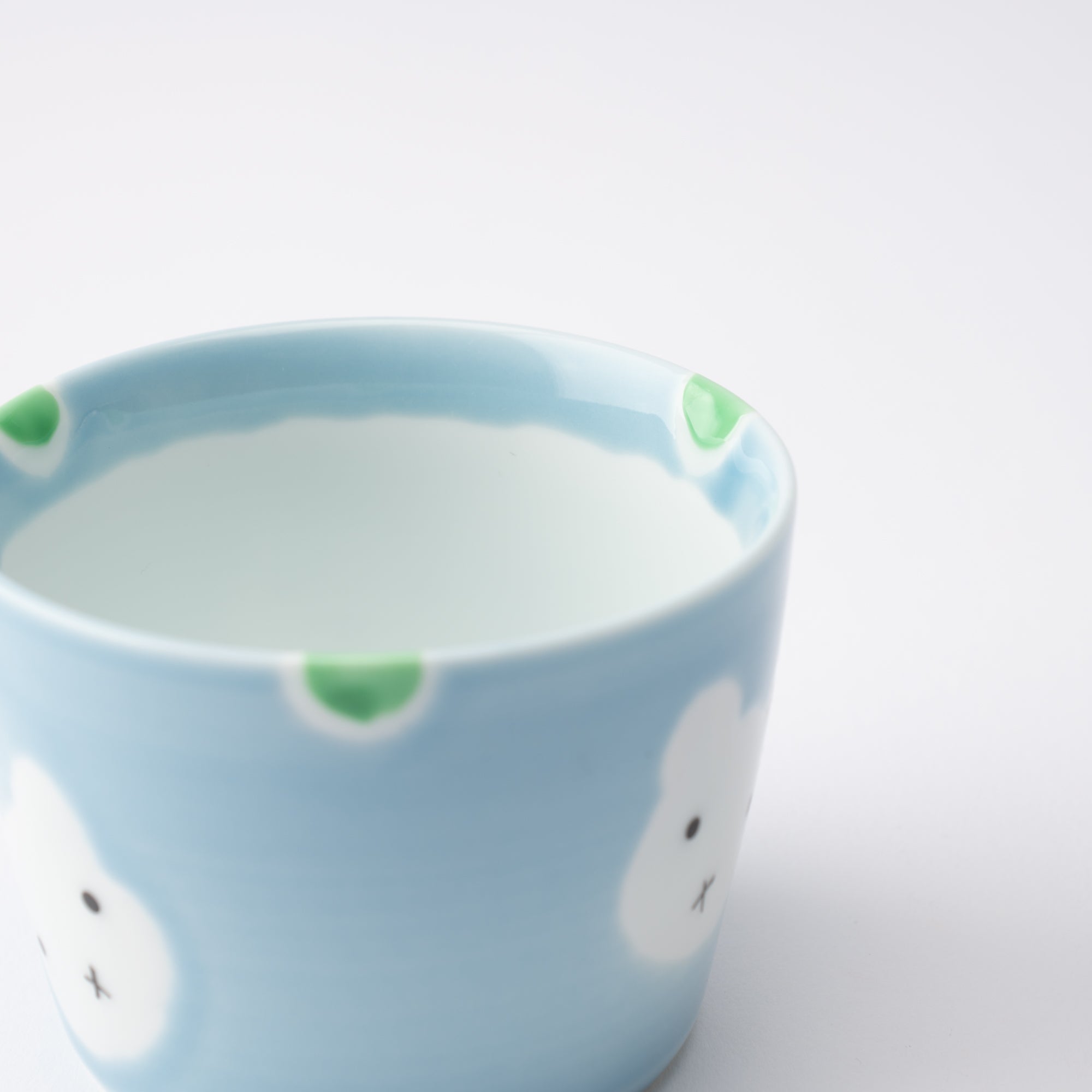 Oshin Kiln Blue Bear Hasami Children's Small Cup - MUSUBI KILN - Quality Japanese Tableware and Gift