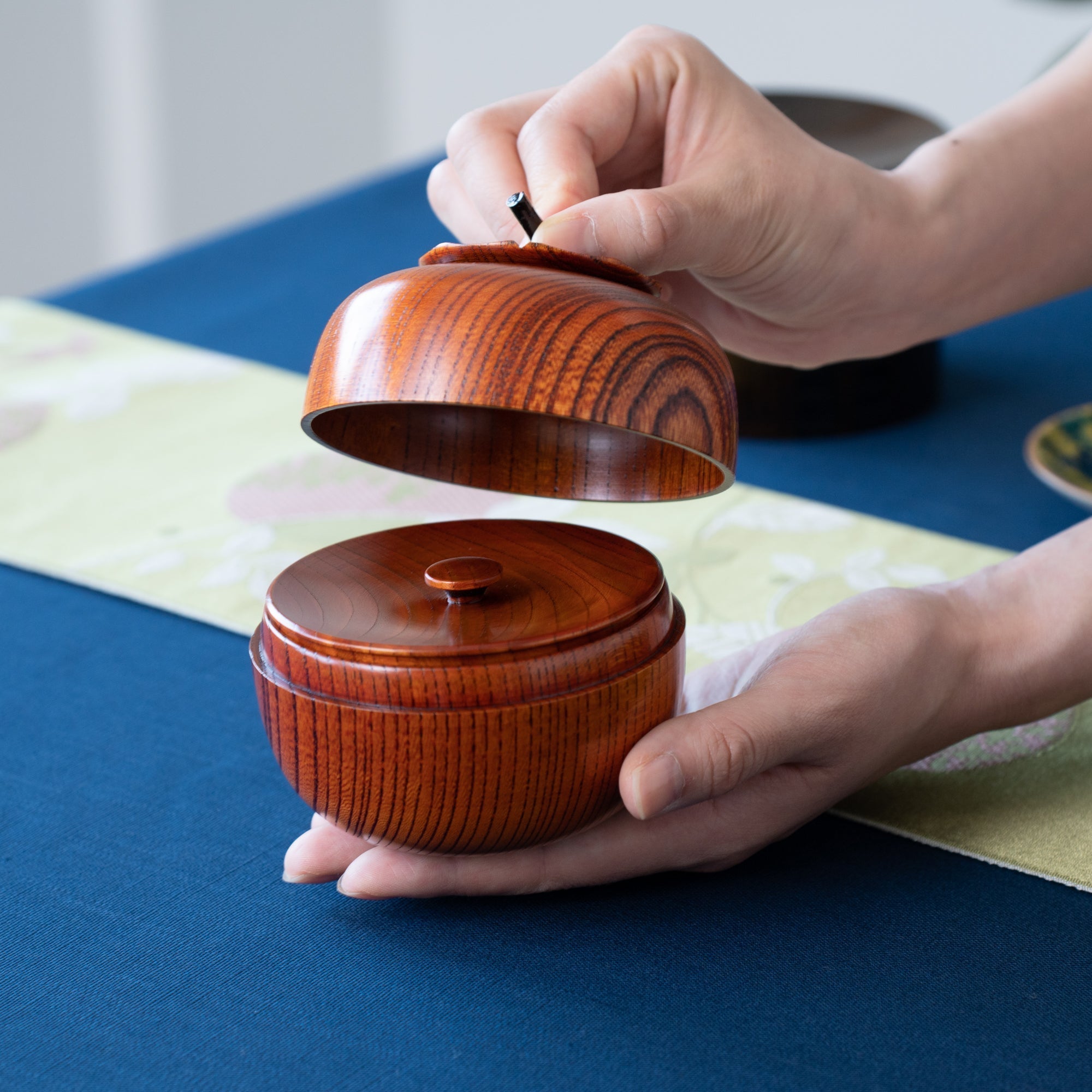 Persimmon Yamanaka Lacquerware Tea Canister - MUSUBI KILN - Quality Japanese Tableware and Gift