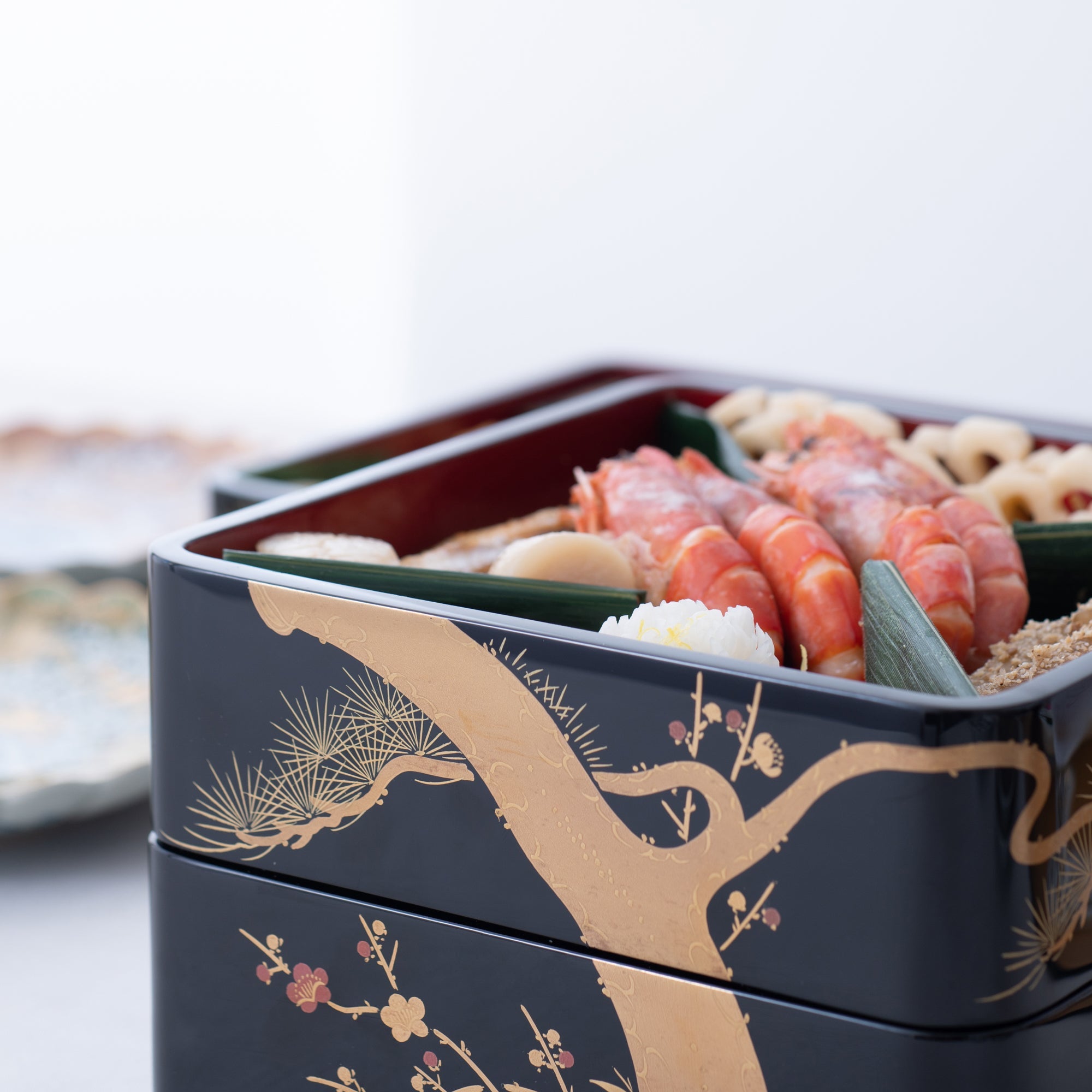 Pine Bamboo and Plum Echizen Lacquerware Three Tiers Jubako Bento Box - MUSUBI KILN - Quality Japanese Tableware and Gift