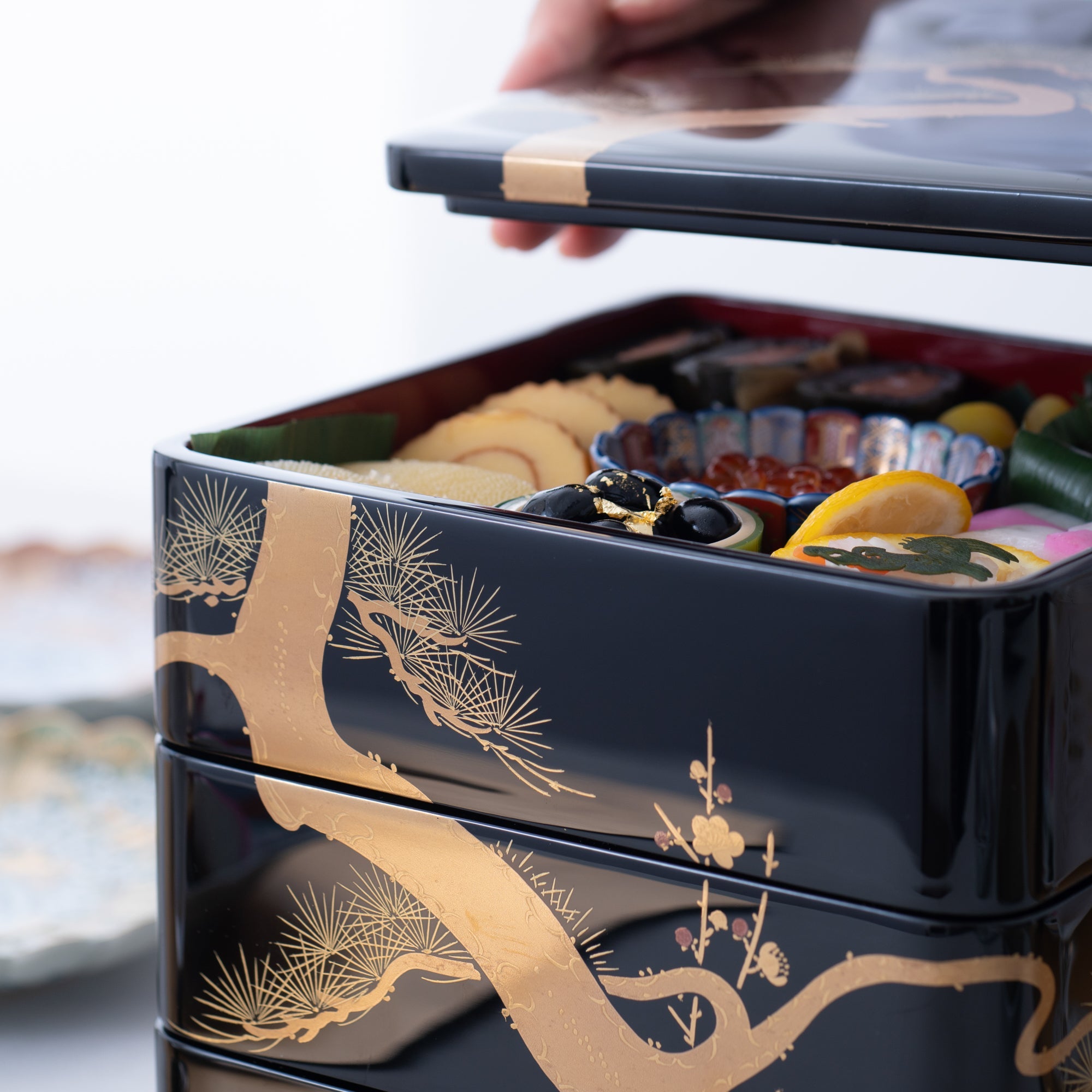 Pine Bamboo and Plum Echizen Lacquerware Three Tiers Jubako Bento Box - MUSUBI KILN - Quality Japanese Tableware and Gift