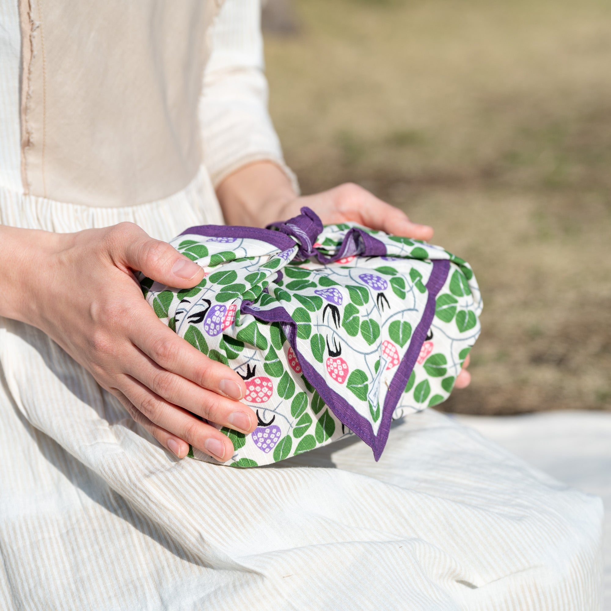 Purple Strawberries Furoshiki Wrapping Cloth 18.9in - MUSUBI KILN - Quality Japanese Tableware and Gift