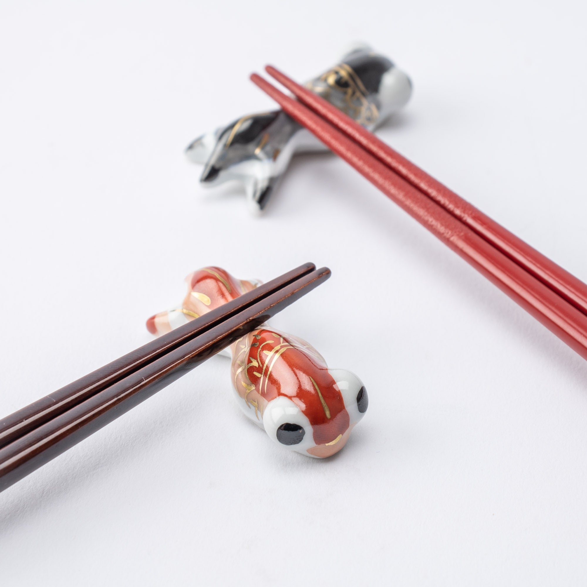 Red and Black Pop - Eyed Goldfish Kyo Ware Chopstick Rest Set - MUSUBI KILN - Quality Japanese Tableware and Gift