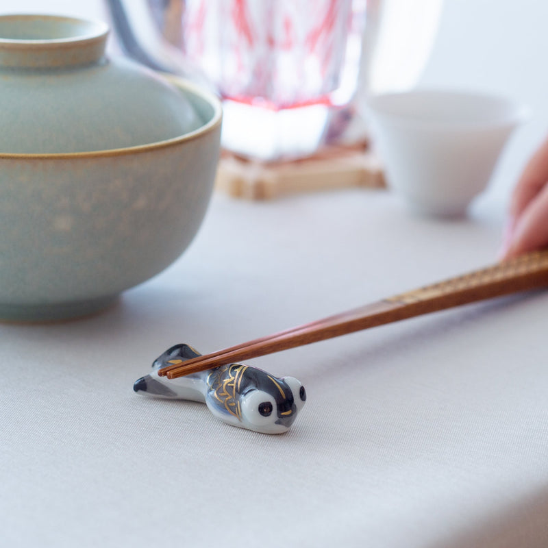 Red and Black Pop - Eyed Goldfish Kyo Ware Chopstick Rest Set - MUSUBI KILN - Quality Japanese Tableware and Gift