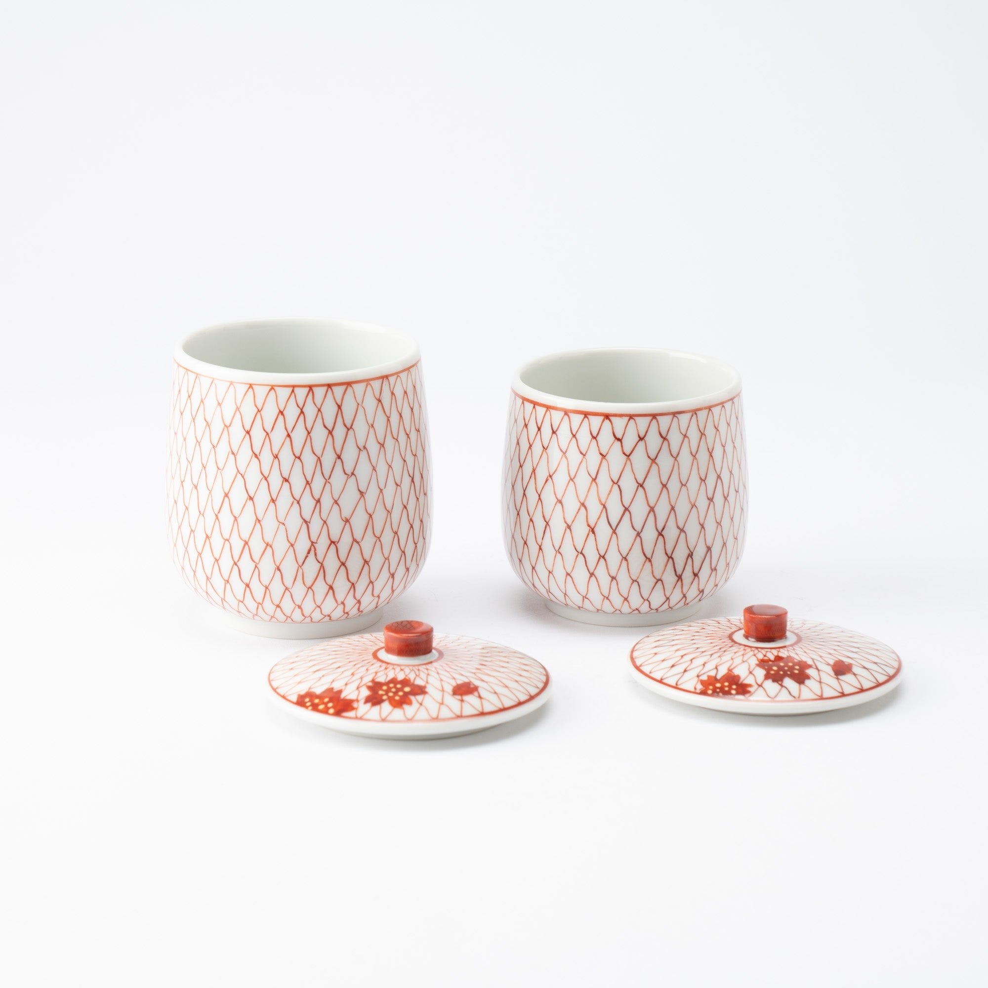 Red Mesh with Sakura Kutani Yunomi Japanese Teacup Pair - MUSUBI KILN - Quality Japanese Tableware and Gift