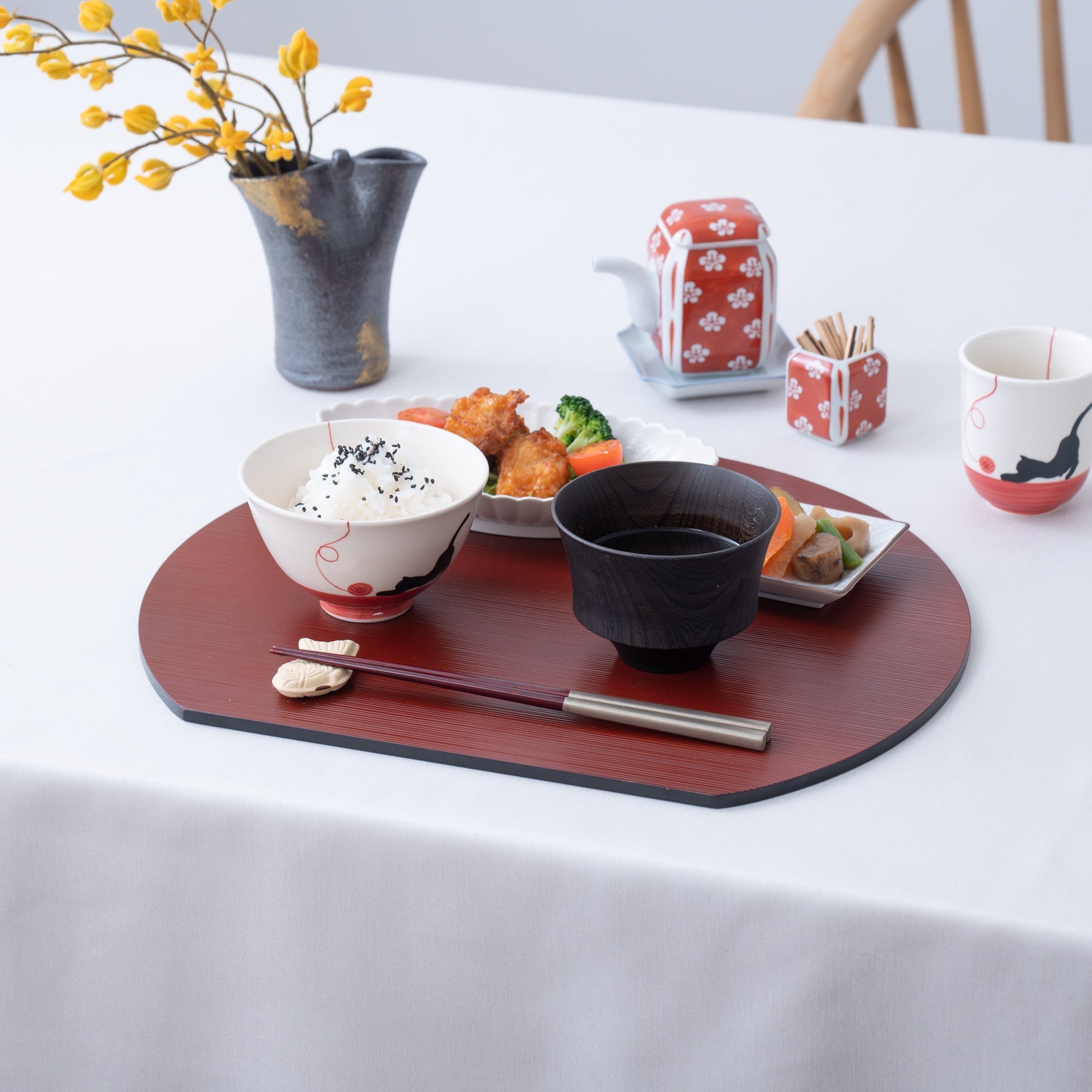 Reversible Half Moon Hegi - me Yamanaka Lacquerware Placemat - MUSUBI KILN - Quality Japanese Tableware and Gift