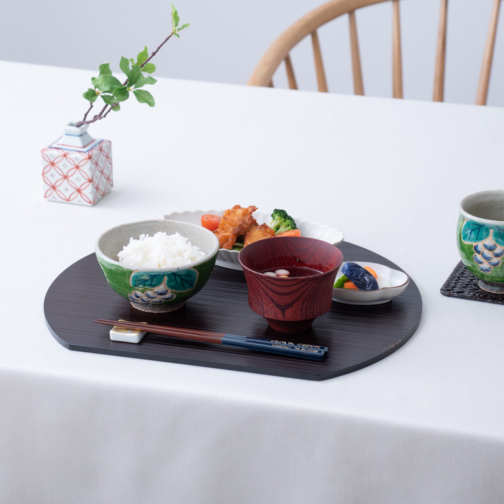 Reversible Half Moon Hegi - me Yamanaka Lacquerware Placemat - MUSUBI KILN - Quality Japanese Tableware and Gift