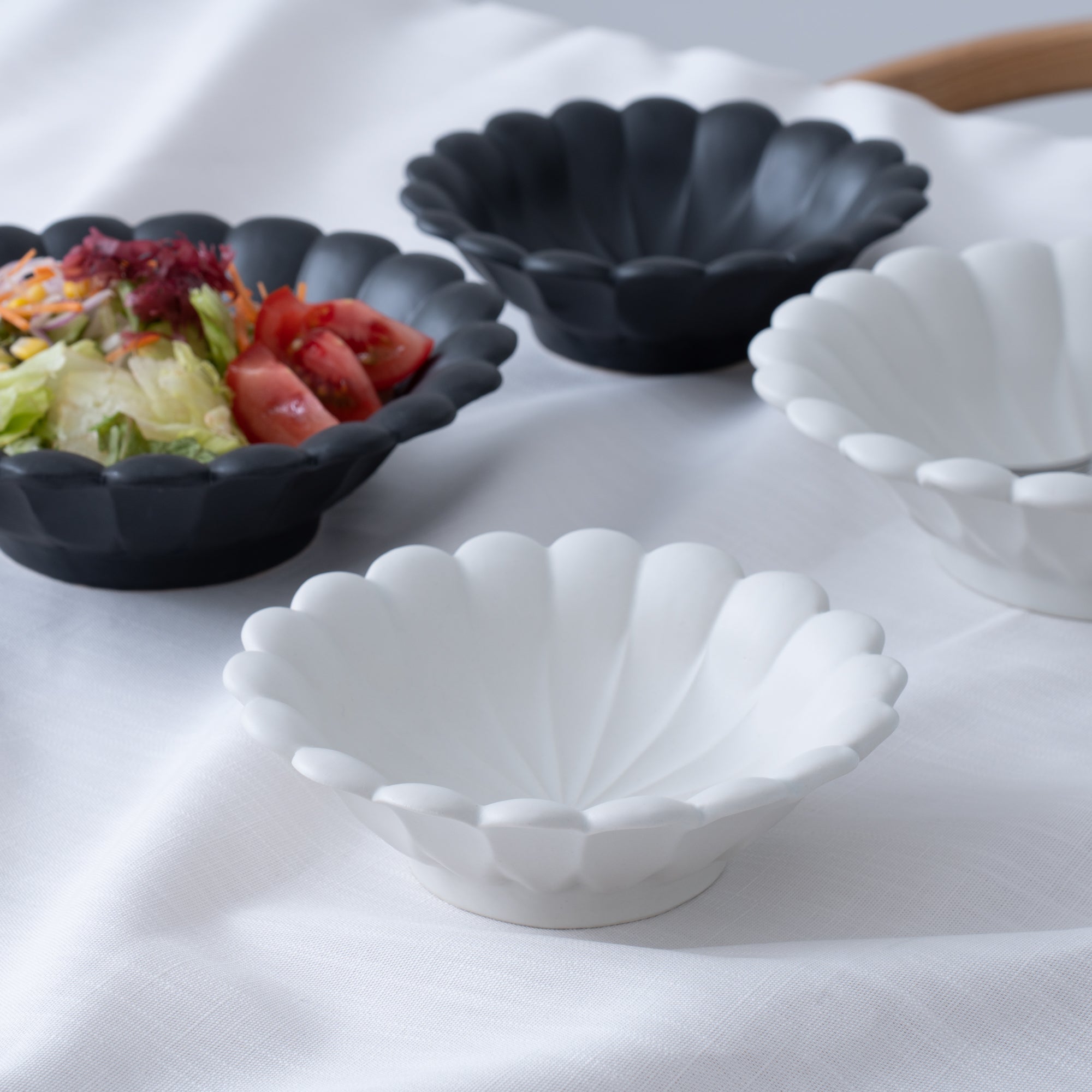 RINKA Salad Bowl M - MUSUBI KILN - Quality Japanese Tableware and Gift