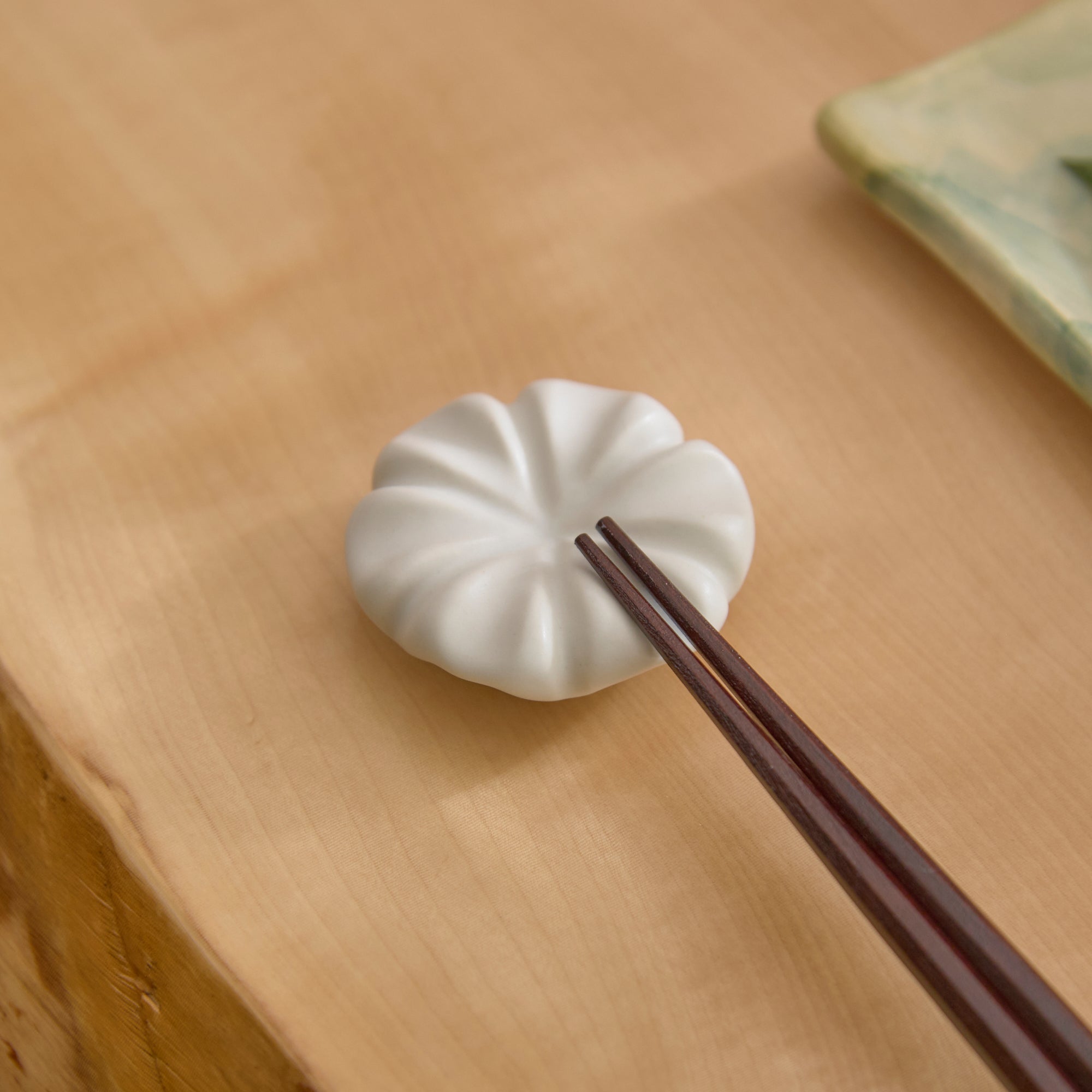 RINKA Usuki Chopstick Rest Set - MUSUBI KILN - Quality Japanese Tableware and Gift