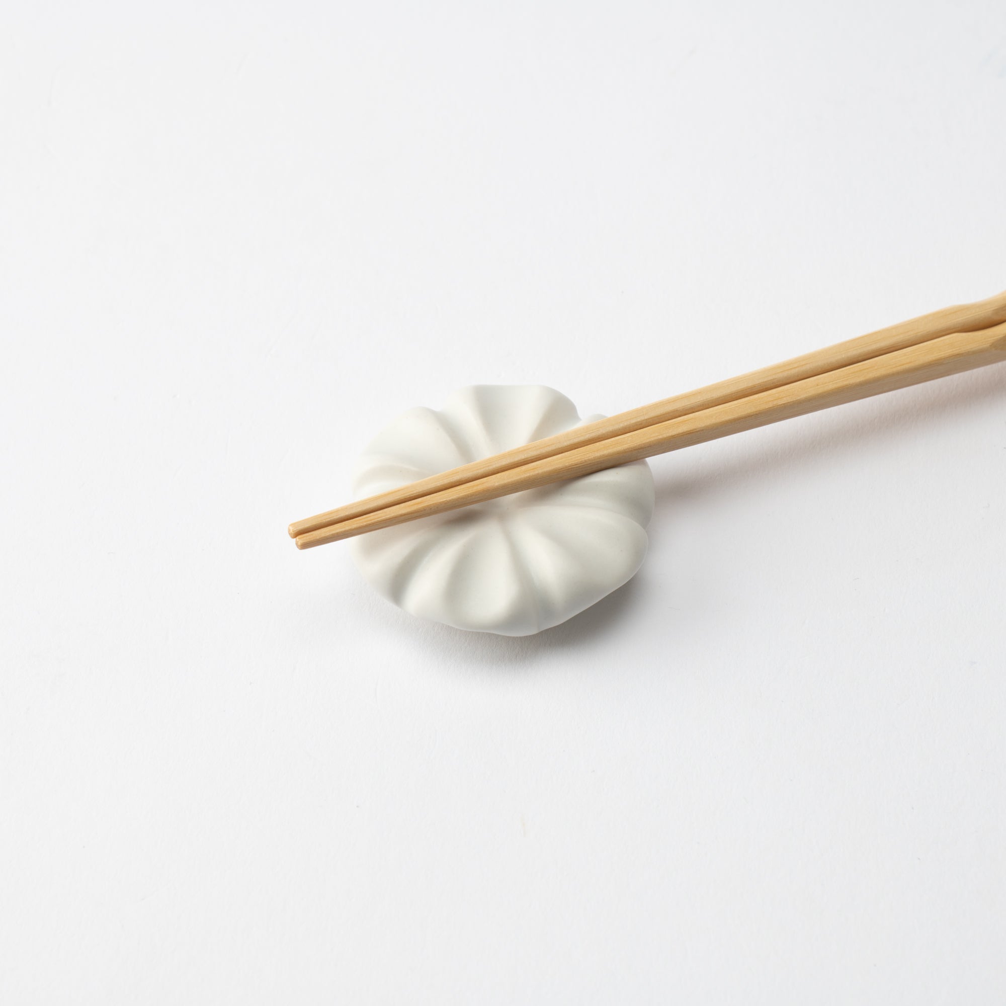 RINKA Usuki Chopstick Rest Set - MUSUBI KILN - Quality Japanese Tableware and Gift