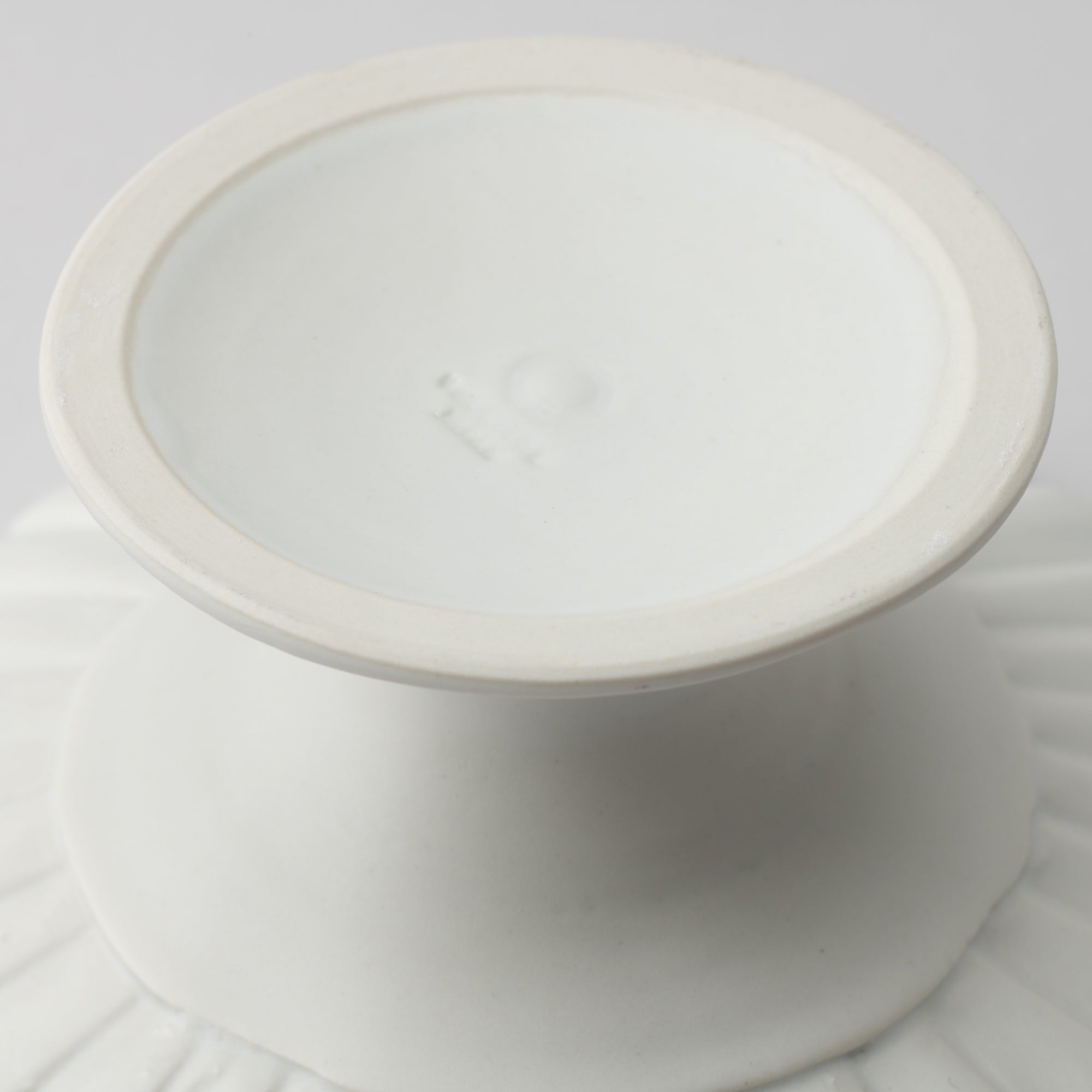 RINKA Usuki Compote Footed Plate - MUSUBI KILN - Quality Japanese Tableware and Gift