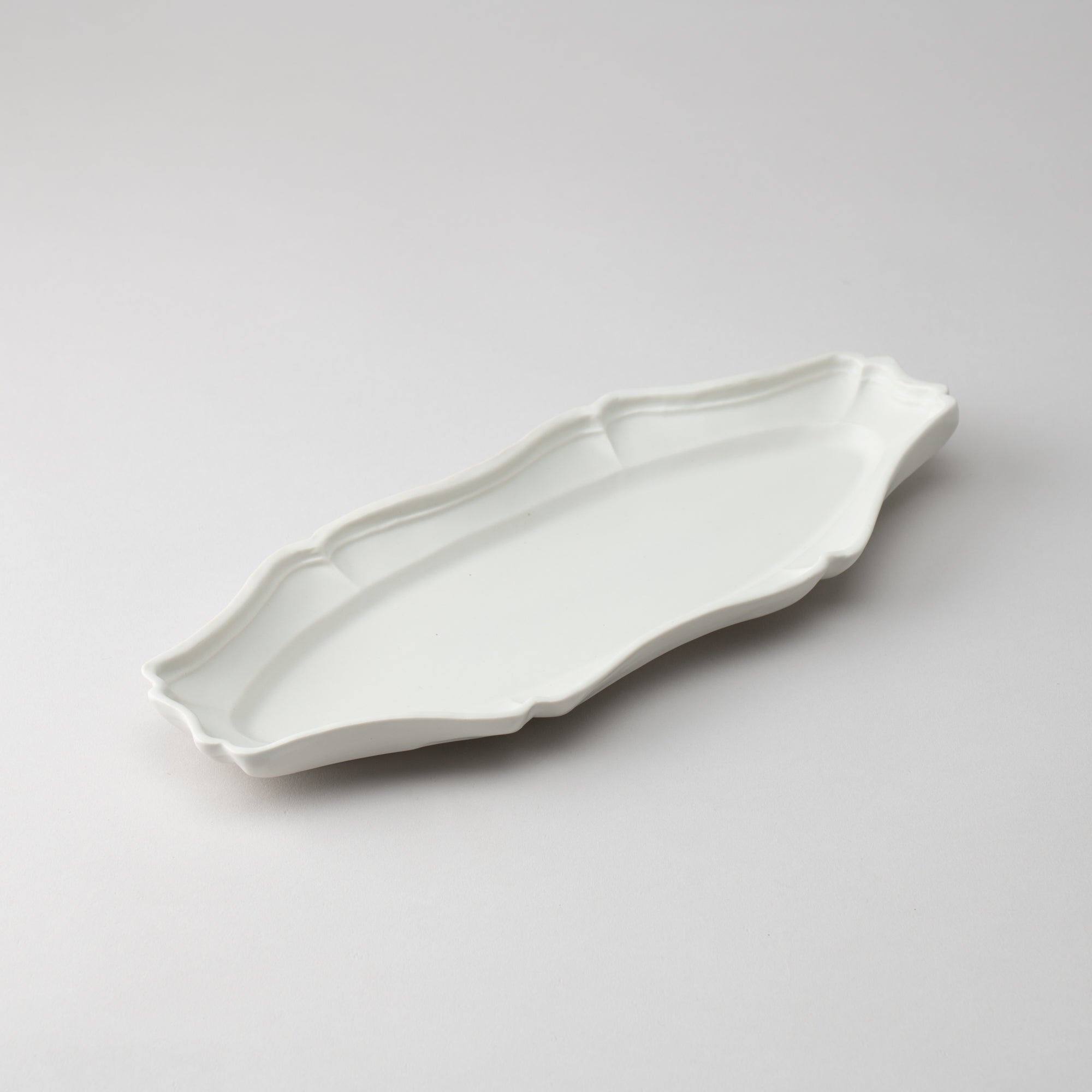 RINKA Usuki Oval Long Plate - MUSUBI KILN - Quality Japanese Tableware and Gift