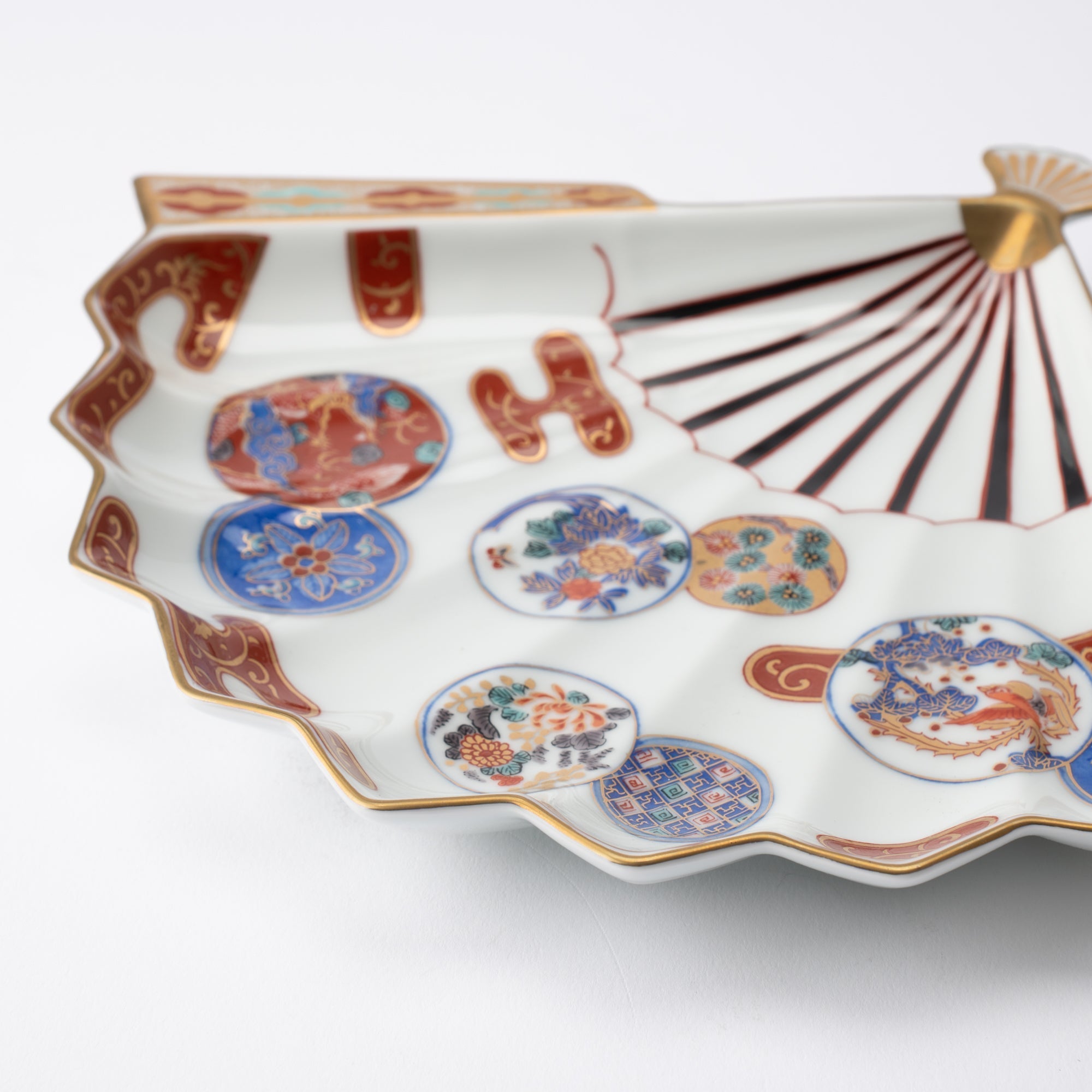 Rinkuro Kiln Old Imari Akadami Phoenix Fan - shaped Plate - MUSUBI KILN - Quality Japanese Tableware and Gift