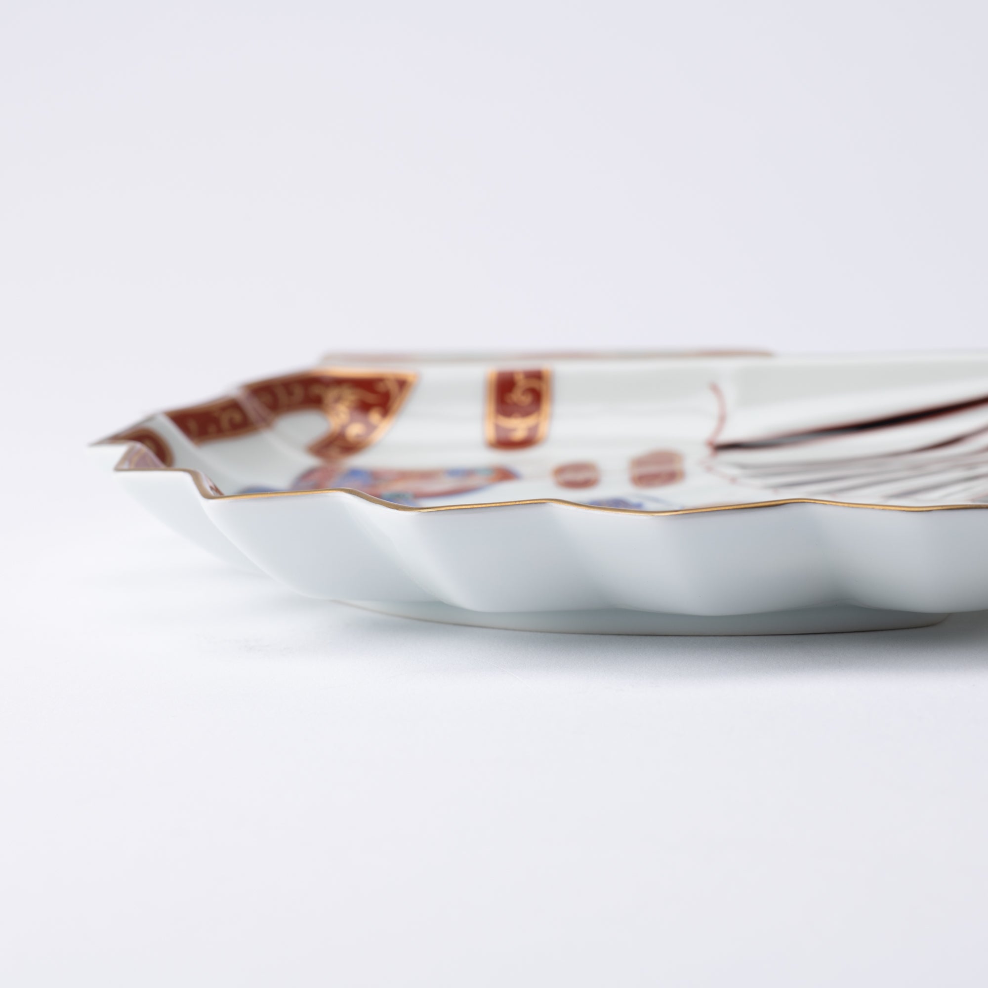 Rinkuro Kiln Old Imari Akadami Phoenix Fan - shaped Plate - MUSUBI KILN - Quality Japanese Tableware and Gift