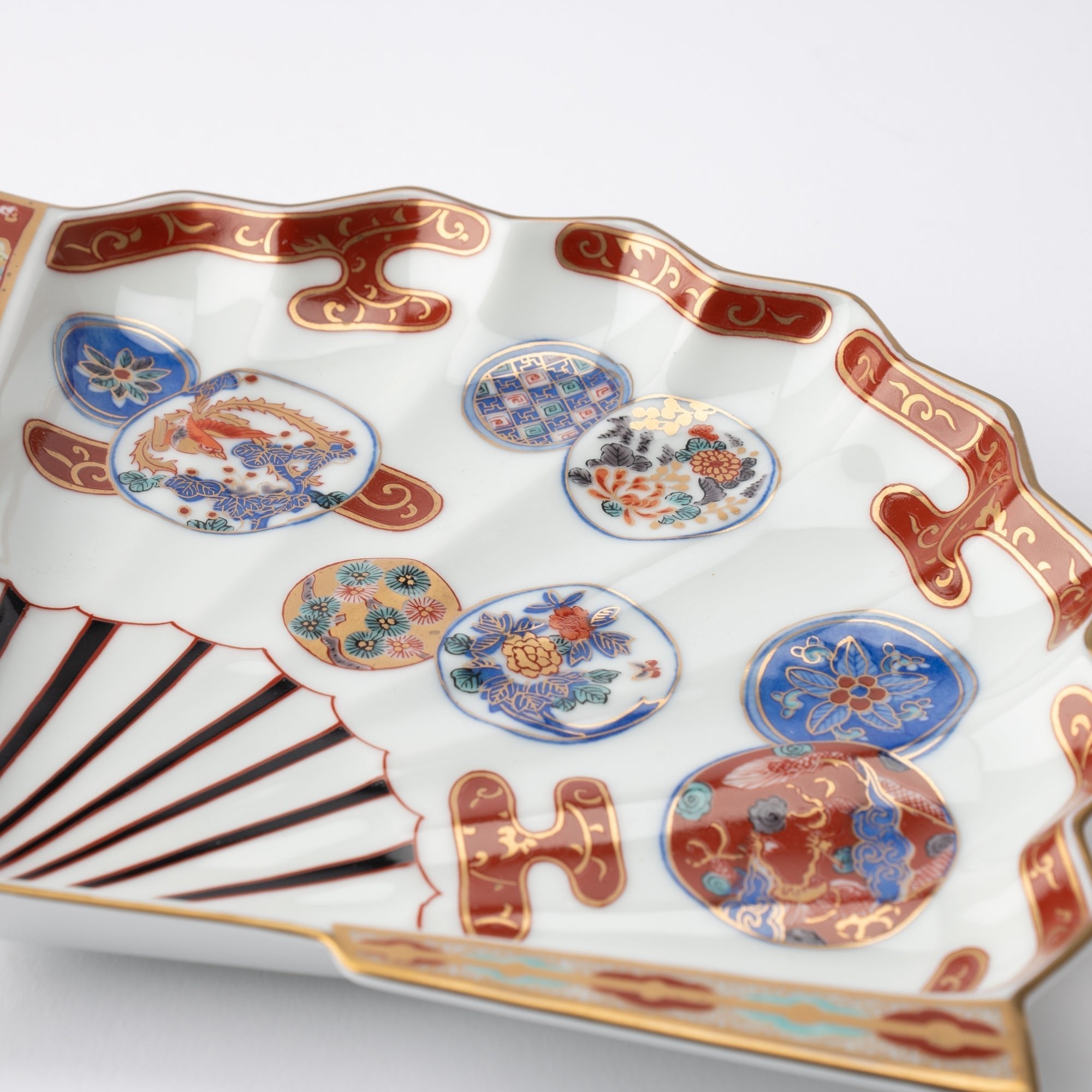 Rinkuro Kiln Old Imari Akadami Phoenix Fan - shaped Plate - MUSUBI KILN - Quality Japanese Tableware and Gift