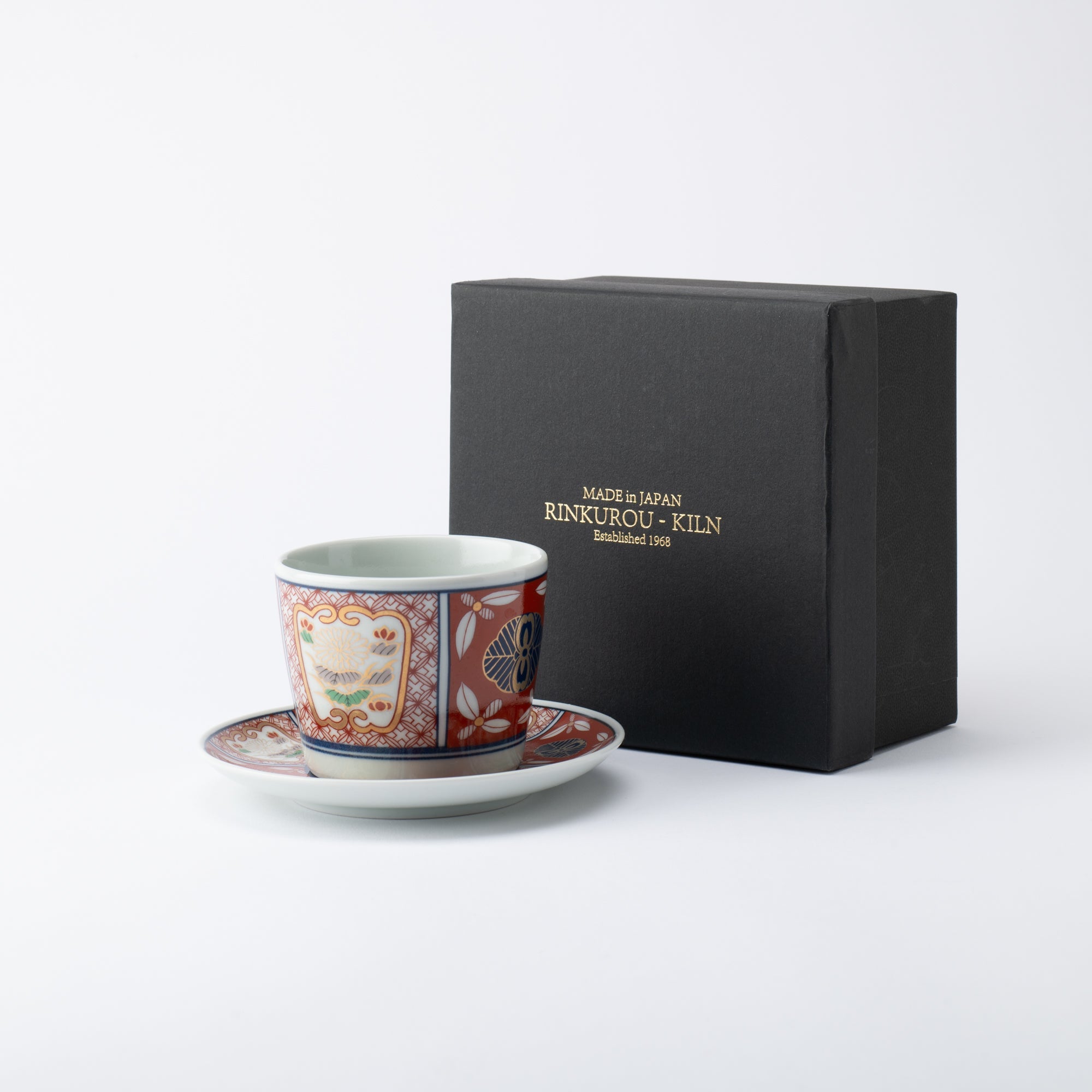 Rinkuro Kiln Old Imari Chrysanthemum Hasami Soba Choko Cup and Saucer - MUSUBI KILN - Quality Japanese Tableware and Gift