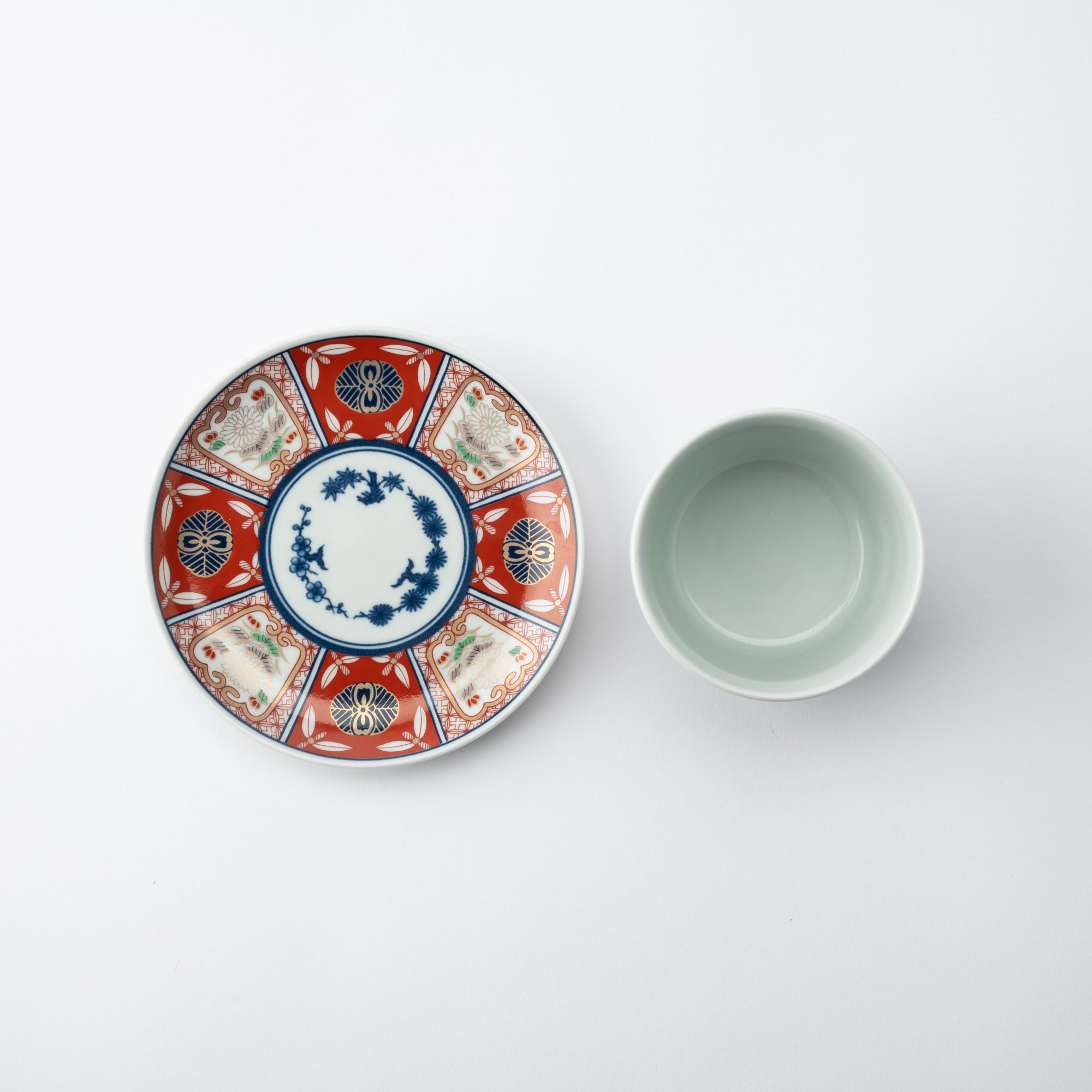 Rinkuro Kiln Old Imari Chrysanthemum Hasami Soba Choko Cup and Saucer - MUSUBI KILN - Quality Japanese Tableware and Gift