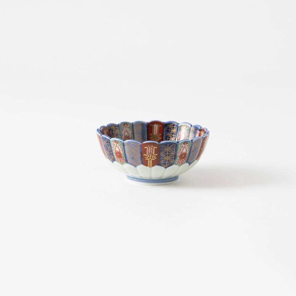 Rinkuro Kiln Old Imari Flower Hasami Kobachi Bowl B - MUSUBI KILN - Quality Japanese Tableware and Gift