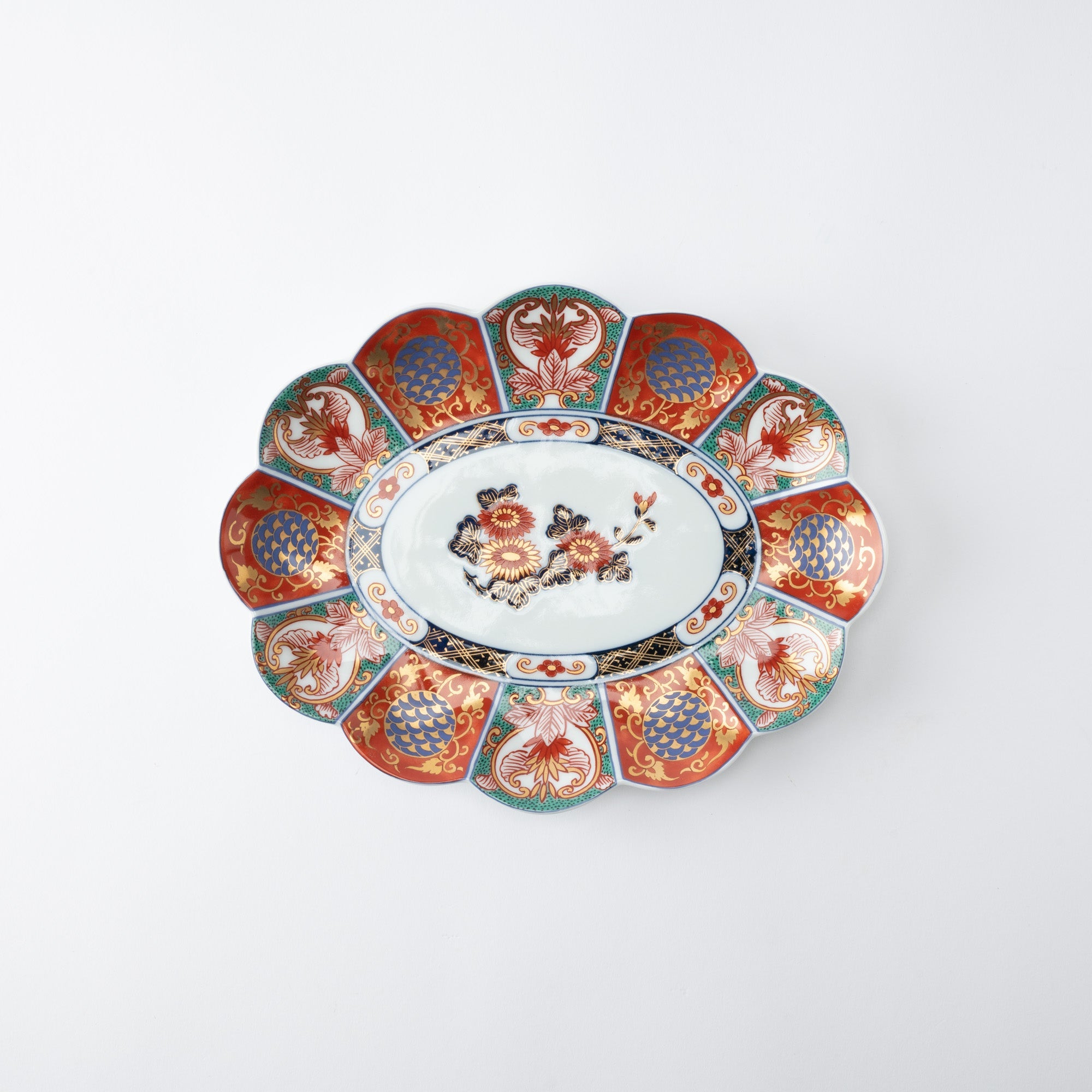 Rinkuro Kiln Old Imari Kinsai Chrysanthemum Hasami Oval Plate 9.8in - MUSUBI KILN - Quality Japanese Tableware and Gift