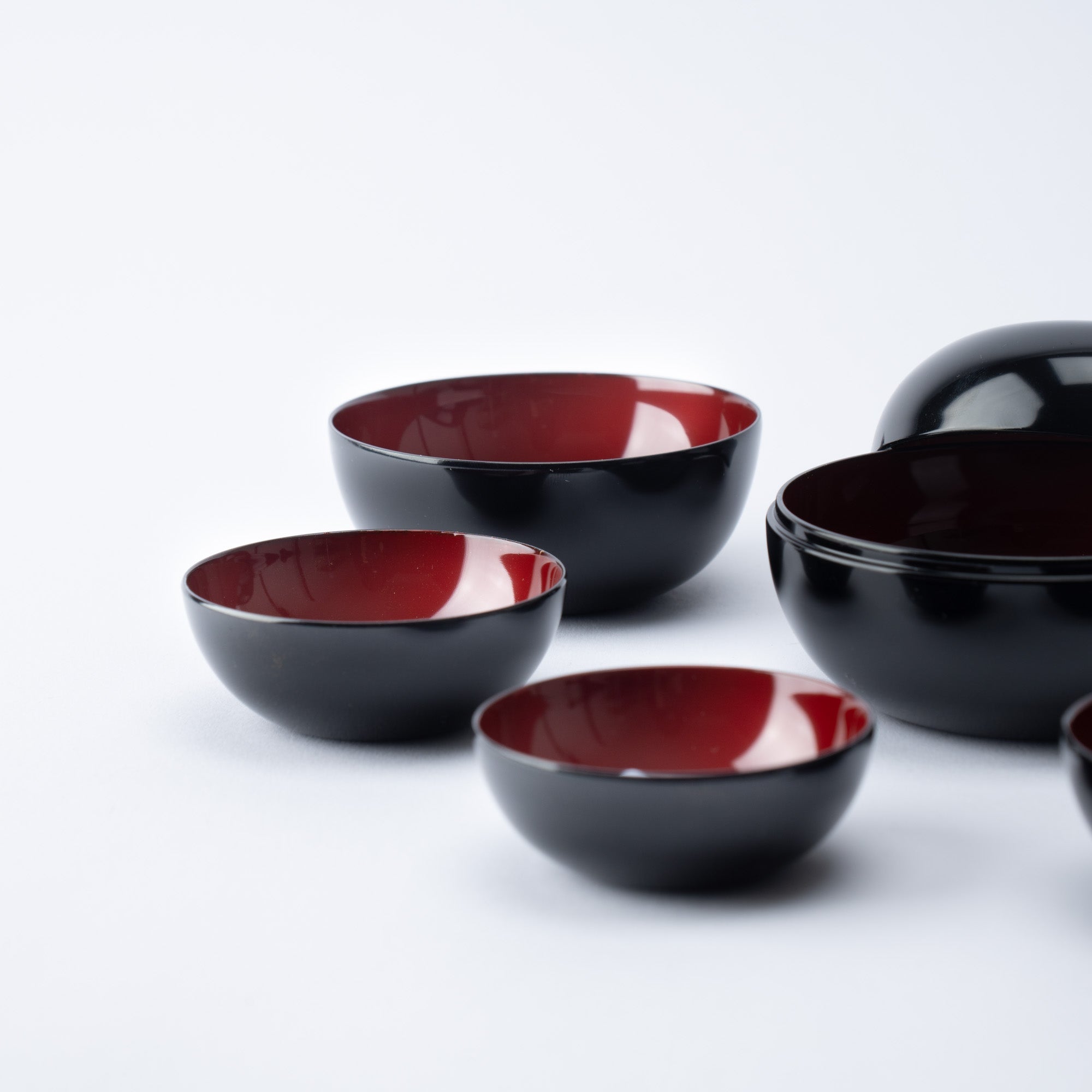 Sakura Maki - e Echizen Lacquerware Stacked Sake Cup Set With Dice - MUSUBI KILN - Quality Japanese Tableware and Gift