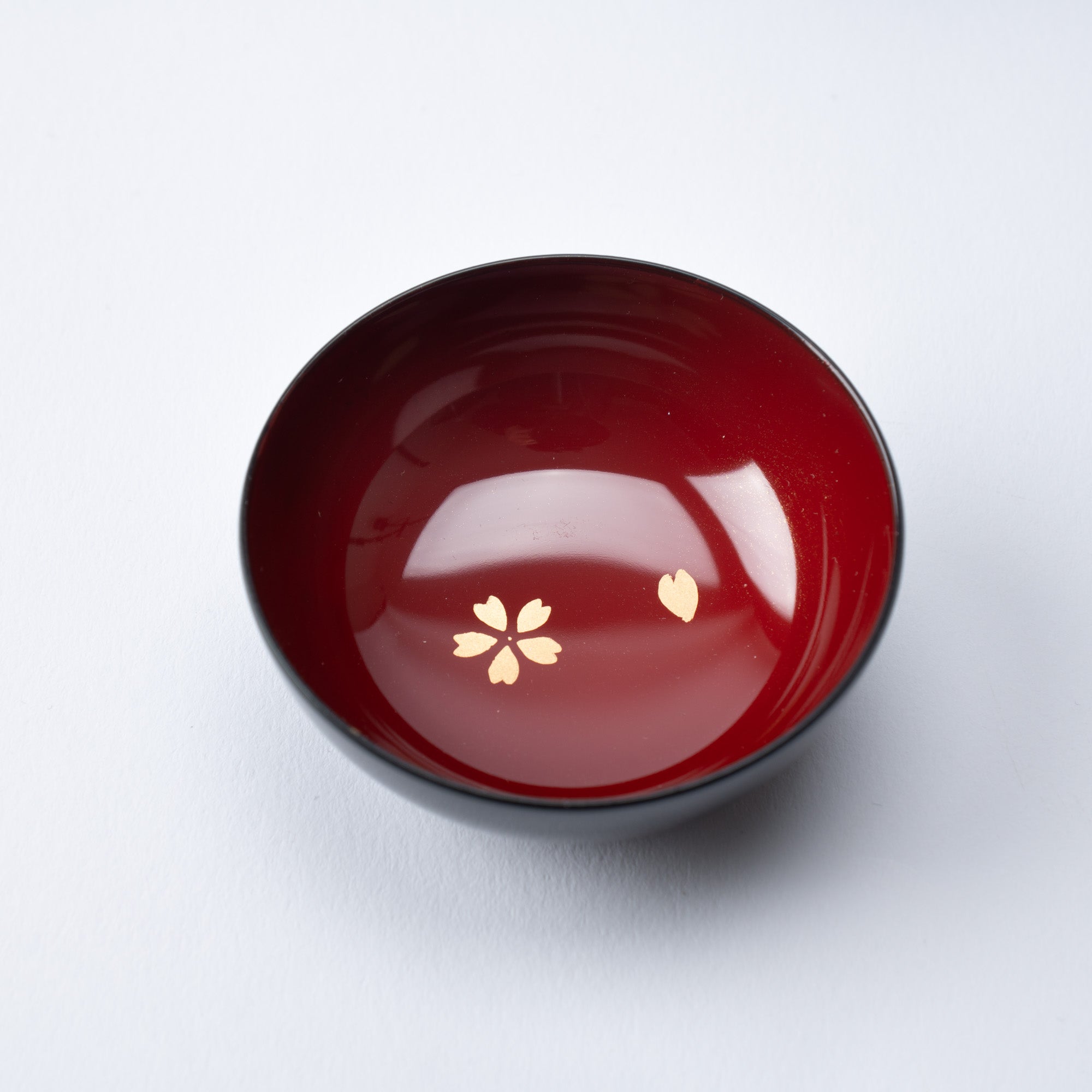 Sakura Maki - e Echizen Lacquerware Stacked Sake Cup Set With Dice - MUSUBI KILN - Quality Japanese Tableware and Gift