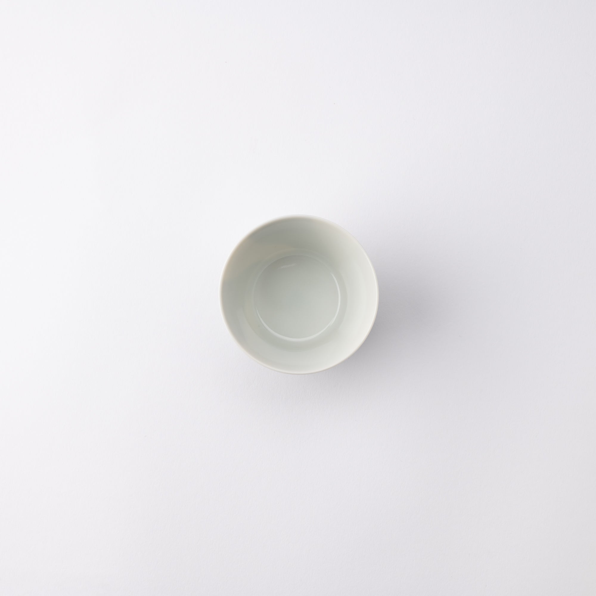 Seikou Kiln Aochibu Kutani Guinomi Sake Cup - MUSUBI KILN - Quality Japanese Tableware and Gift