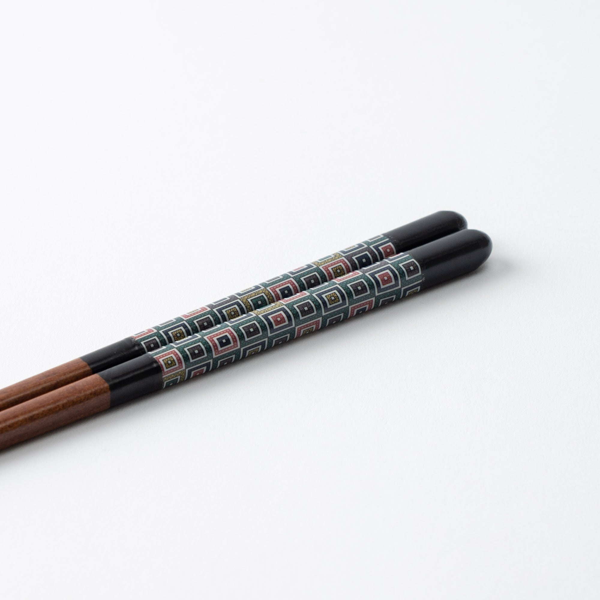 Seikou Kiln Black Kutani Color Reusable Chopsticks 23 cm (9 in) - MUSUBI KILN - Quality Japanese Tableware and Gift