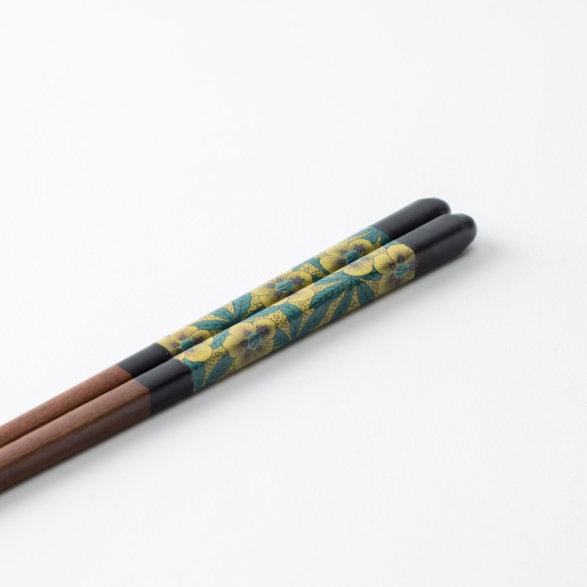 Seikou Kiln Black Kutani Color Reusable Chopsticks 23 cm (9 in) - MUSUBI KILN - Quality Japanese Tableware and Gift