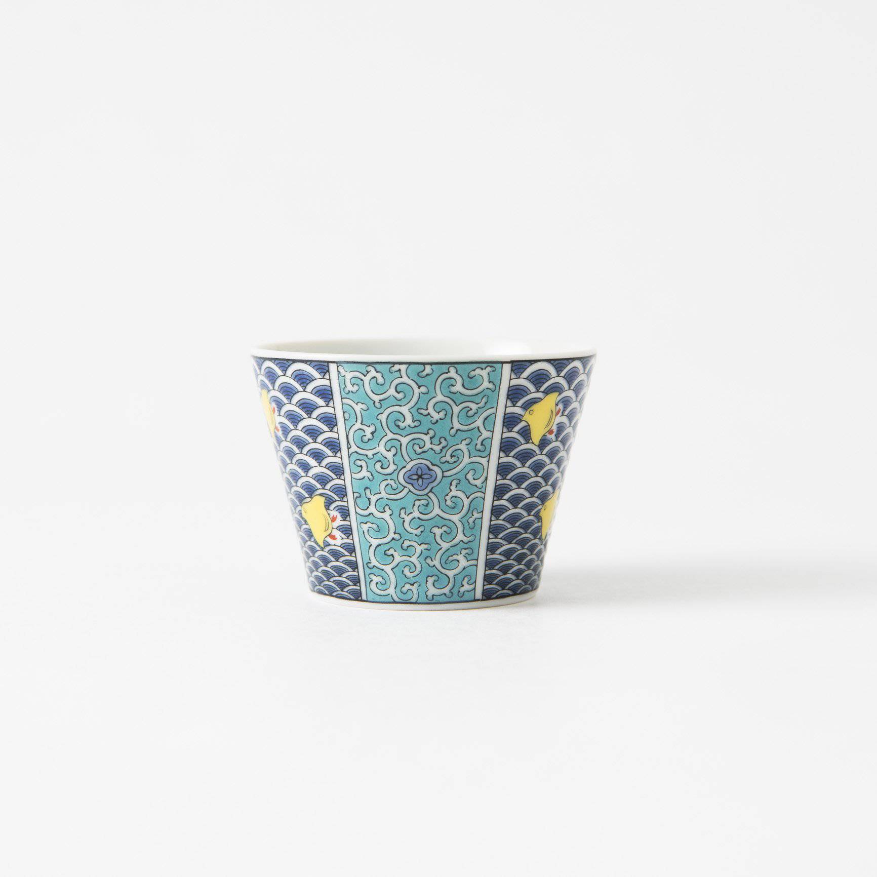 Seikou Kiln Chidori Kutani Guinomi Sake Cup - MUSUBI KILN - Quality Japanese Tableware and Gift