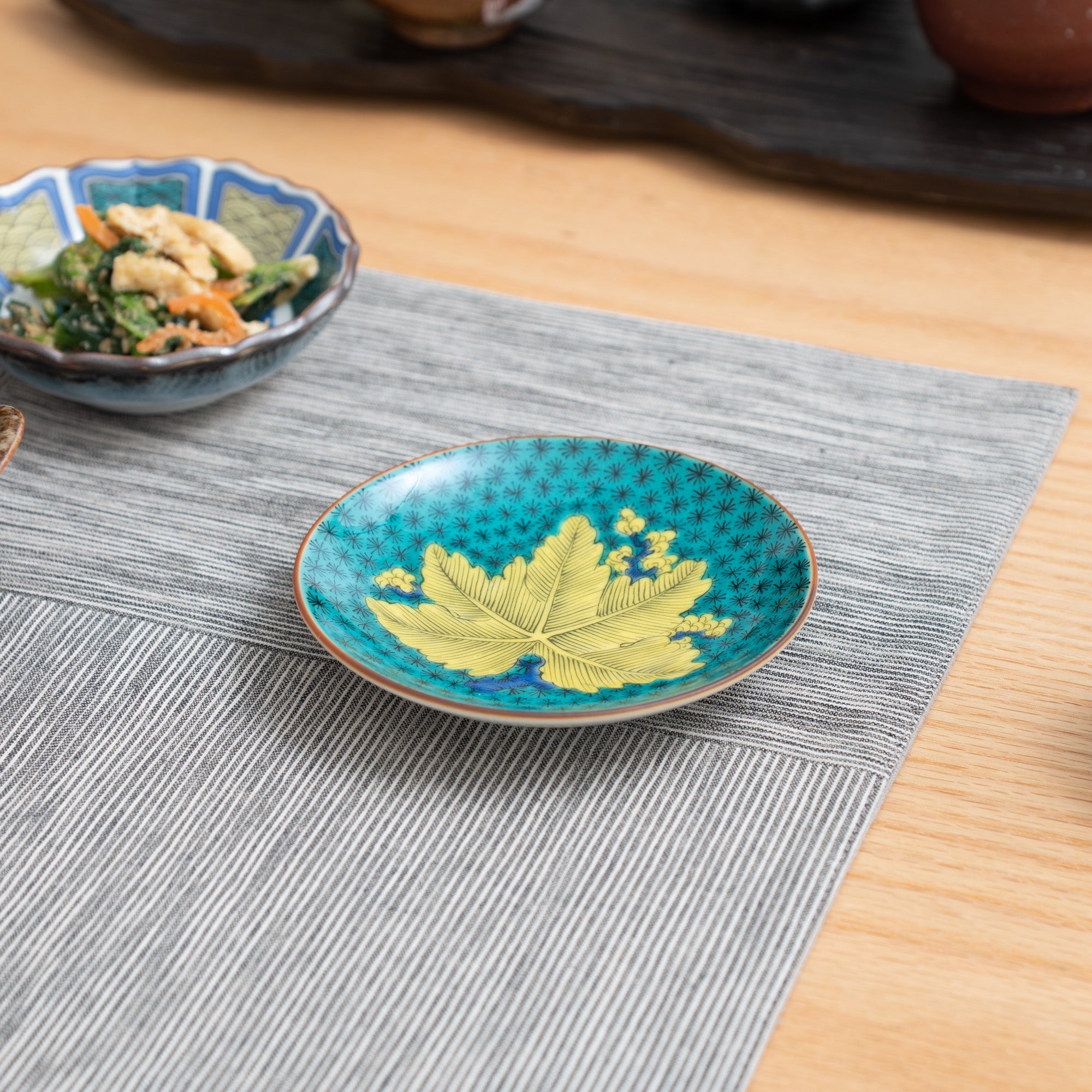 Seikou Kiln Foliage Kutani Sauce Plate - MUSUBI KILN - Quality Japanese Tableware and Gift