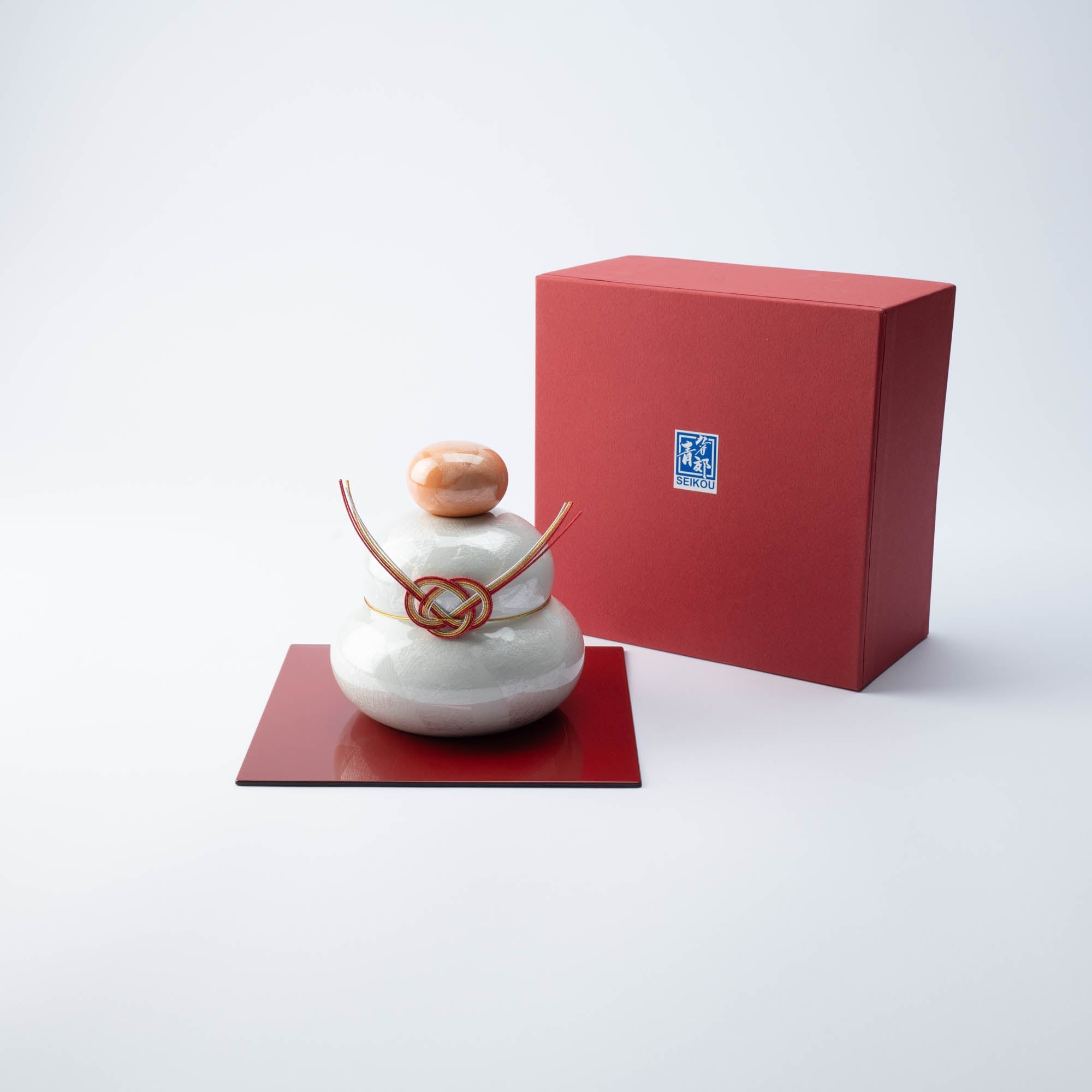 Seikou Kiln Ginsai Kutani Kagami Mochi - MUSUBI KILN - Quality Japanese Tableware and Gift