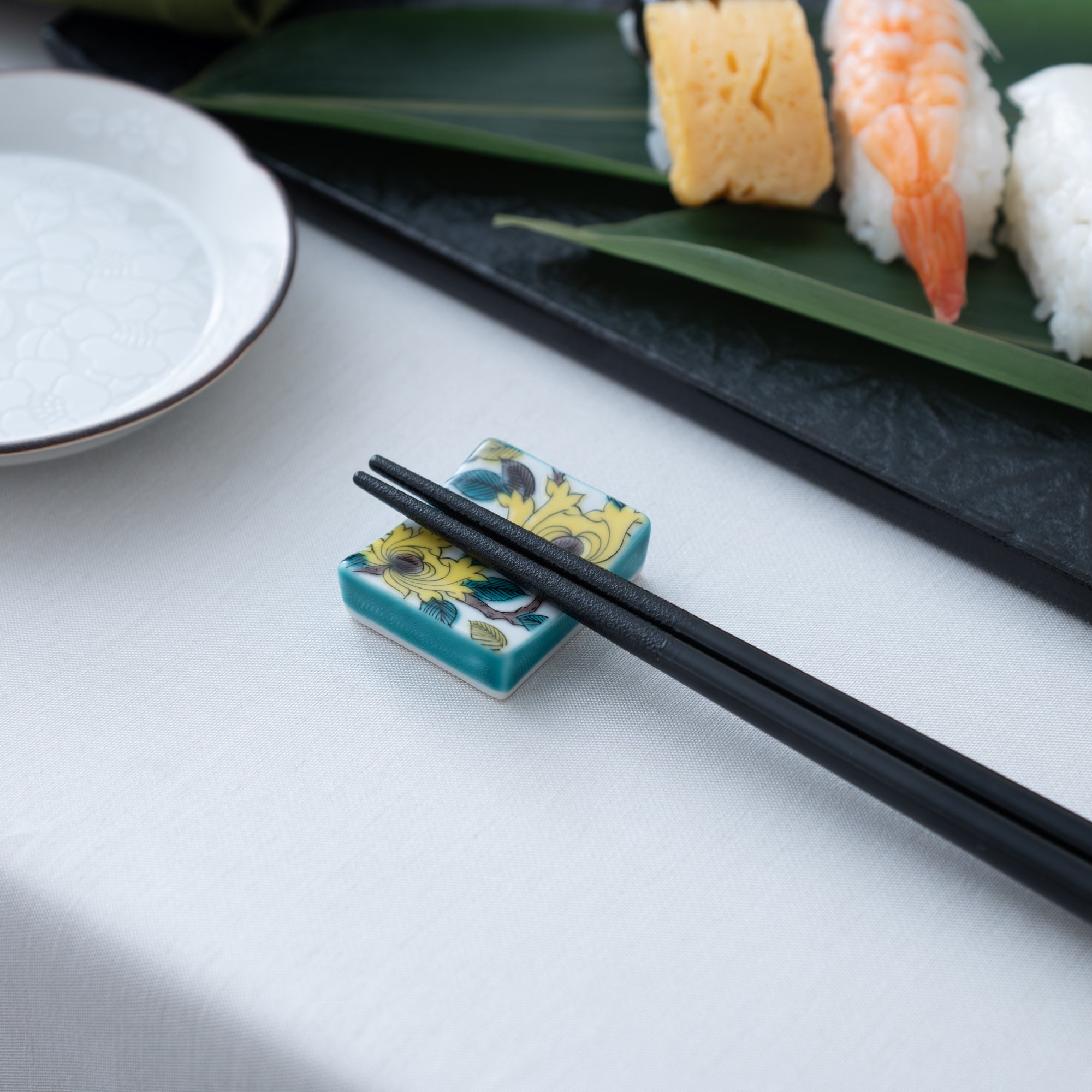 Seikou Kiln Kutani Color Chopstick Rest - MUSUBI KILN - Quality Japanese Tableware and Gift