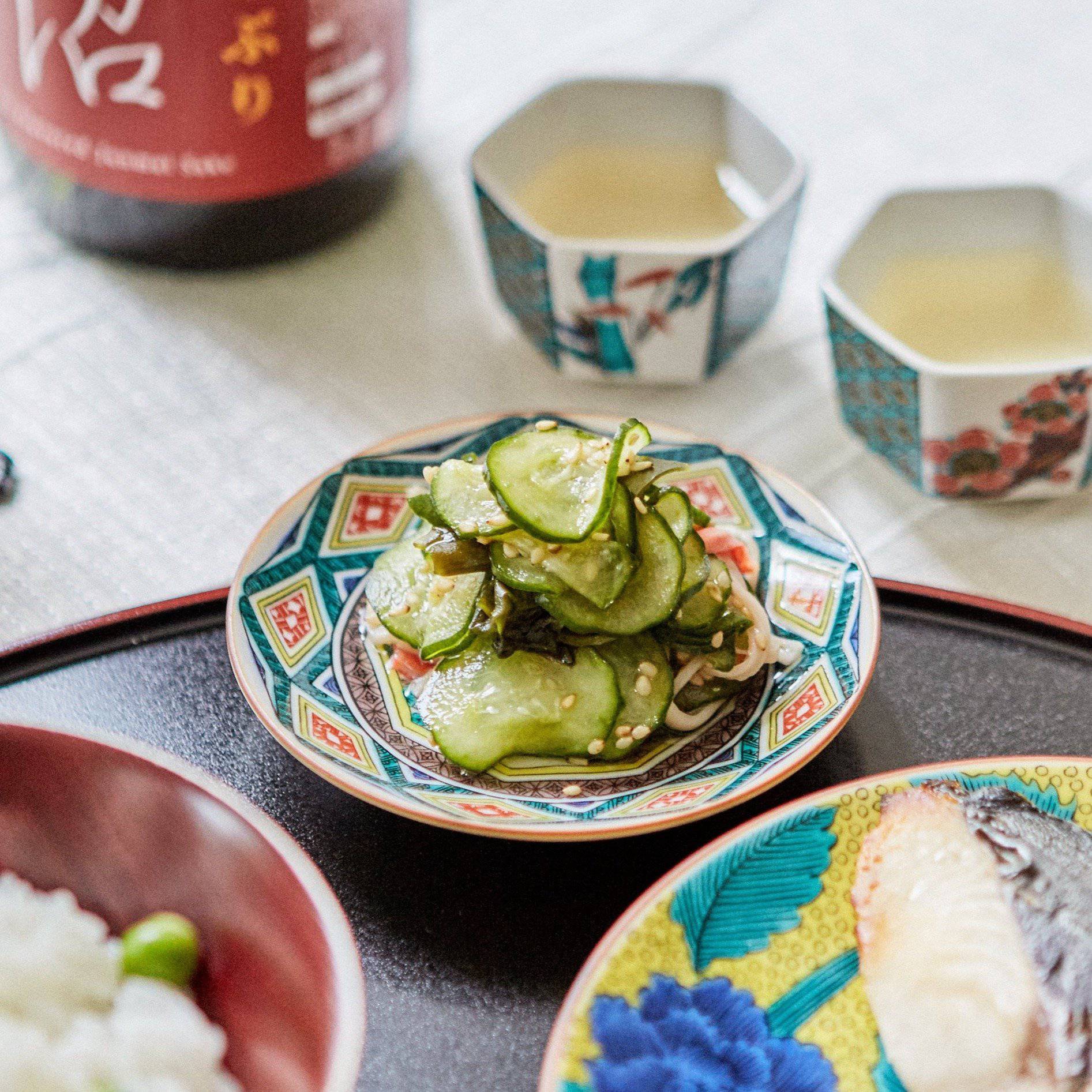 Seikou Kiln Red Flower and Bird Kutani Sauce Plate - MUSUBI KILN - Quality Japanese Tableware and Gift