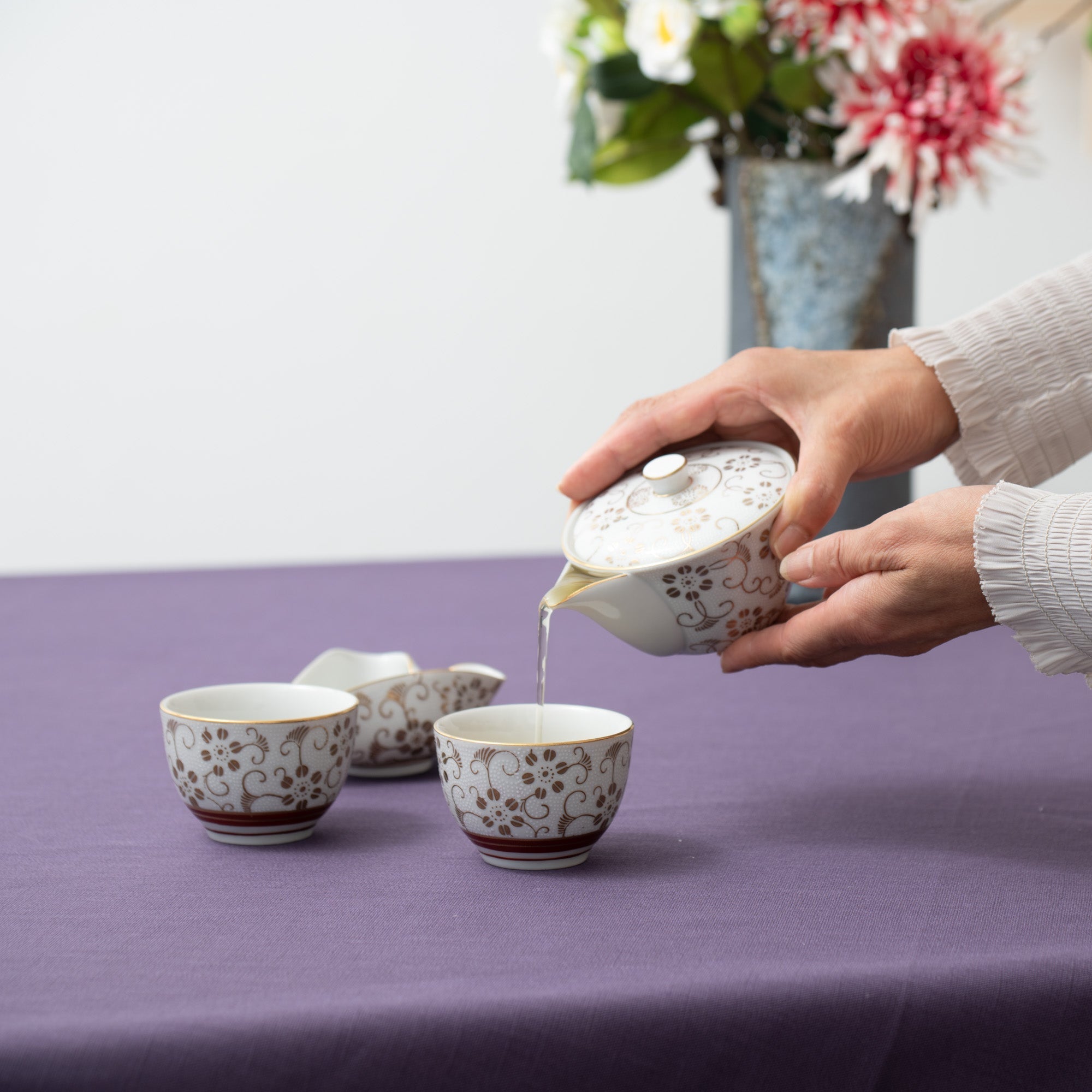 Shirochibu and Clematis Kutani Houhin Japanese Teapot Set with 2 Teacups - MUSUBI KILN - Quality Japanese Tableware and Gift