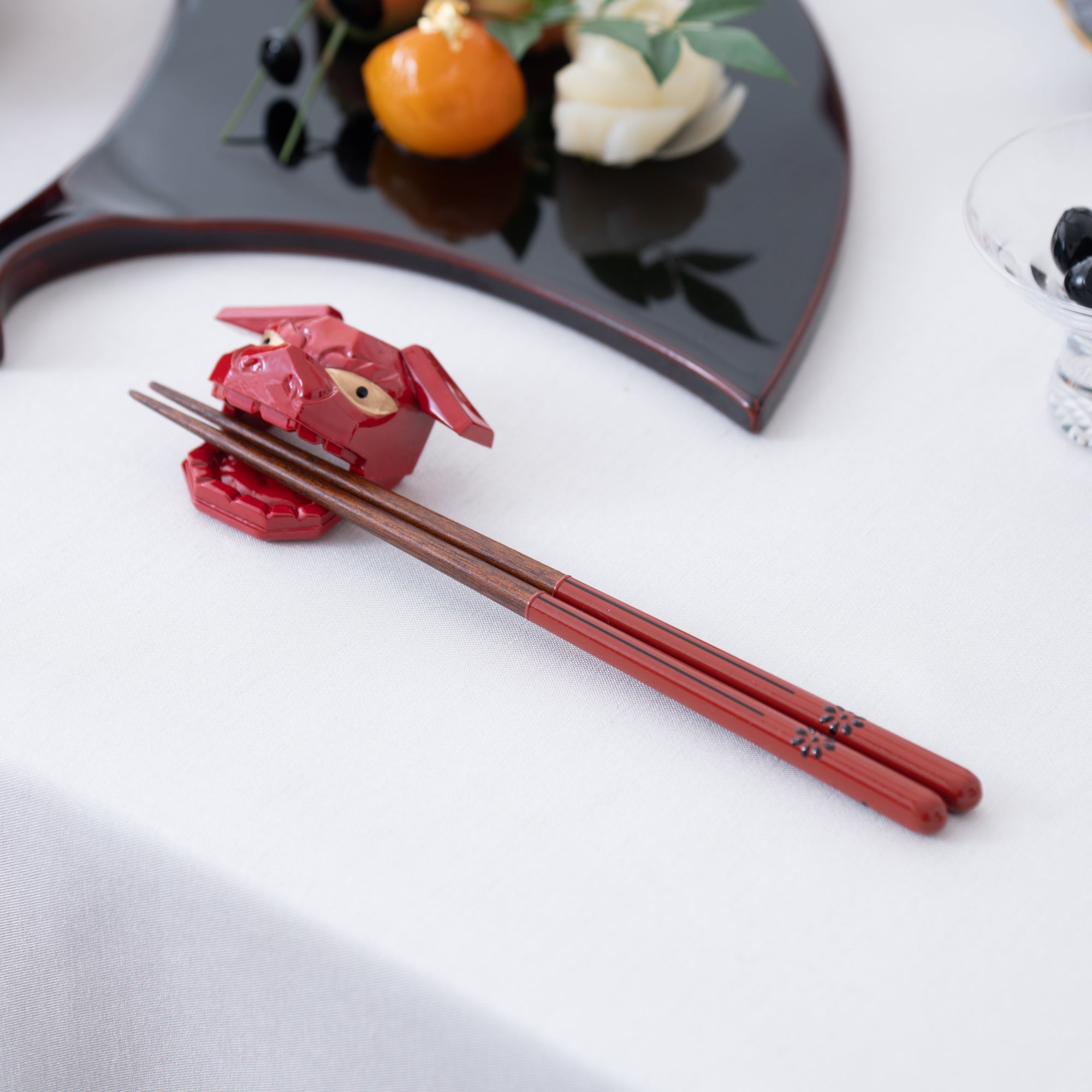 Shishimai Wakasa Lacquerware Chopsticks 23 cm (9 in) / 21 cm (8.3 in) and Chopstick Rests (Set of Two) - MUSUBI KILN - Quality Japanese Tableware and Gift