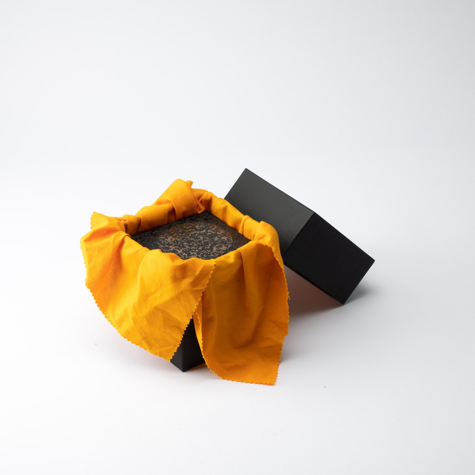 Sinra Full Moon Kagawa Lacquerware Two Tiers Jubako Bento Box | MUSUBI ...