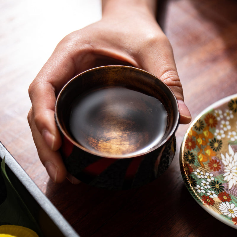 Sinra Nishiki Kagawa Lacquerware Wide Guinomi Sake Cup - MUSUBI KILN - Quality Japanese Tableware and Gift