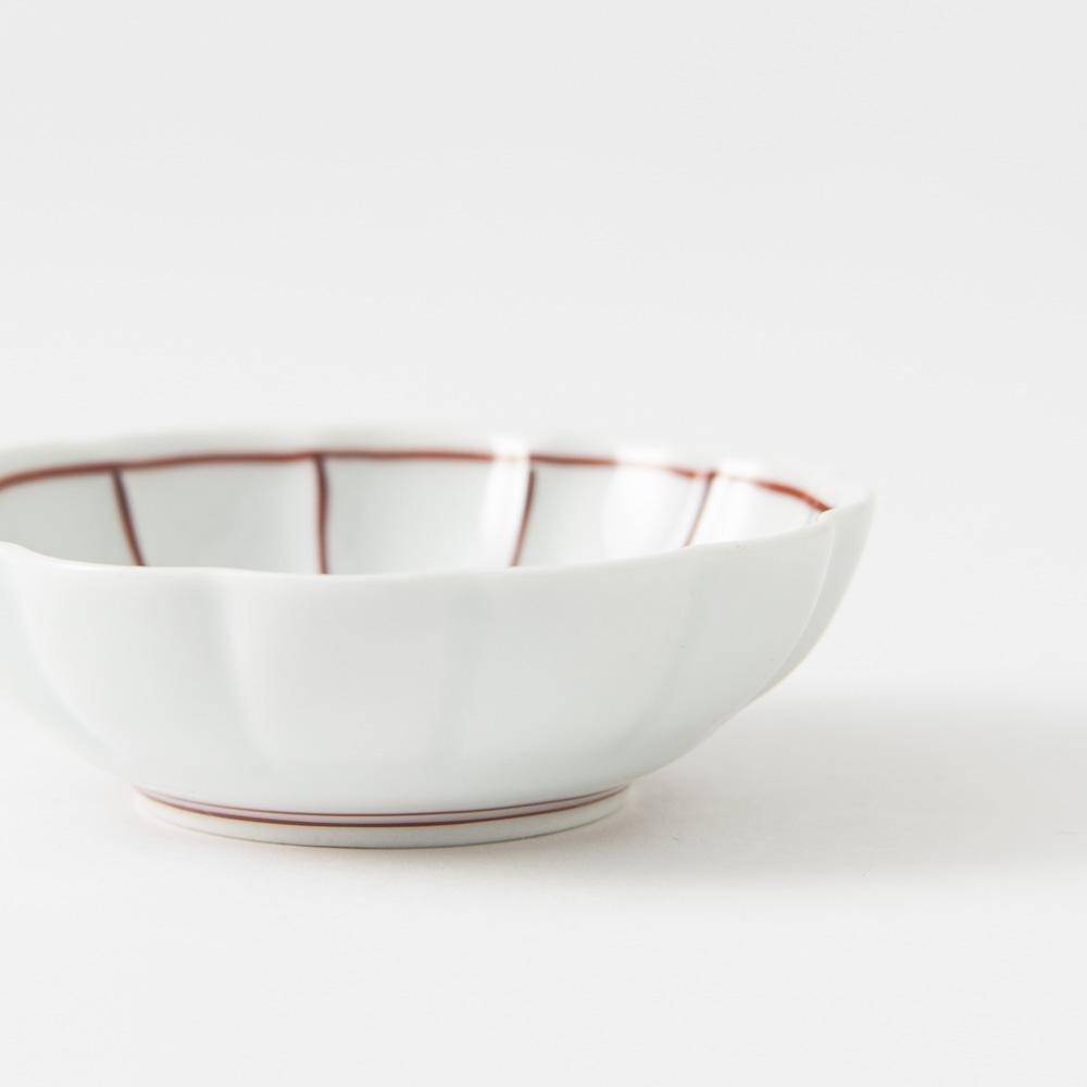 Soramoe Red Chrysanthemum Hasami Kozuke Kobachi Bowl - MUSUBI KILN - Quality Japanese Tableware and Gift