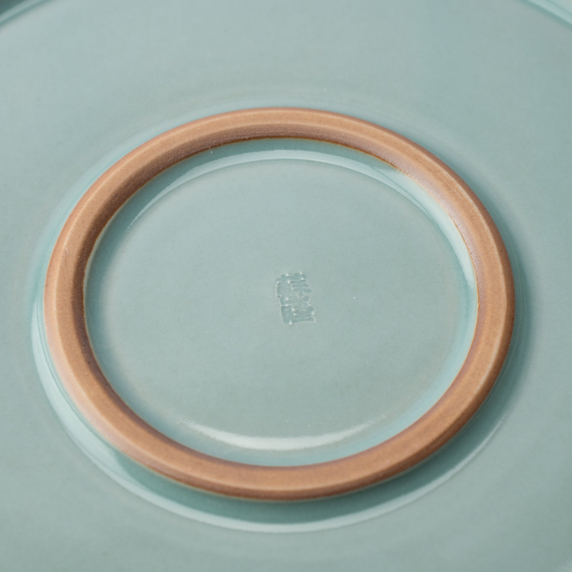 Soryu Kiln Celadon Tobikanna Kiyomizu Ware Plate 8.3in - MUSUBI KILN - Quality Japanese Tableware and Gift