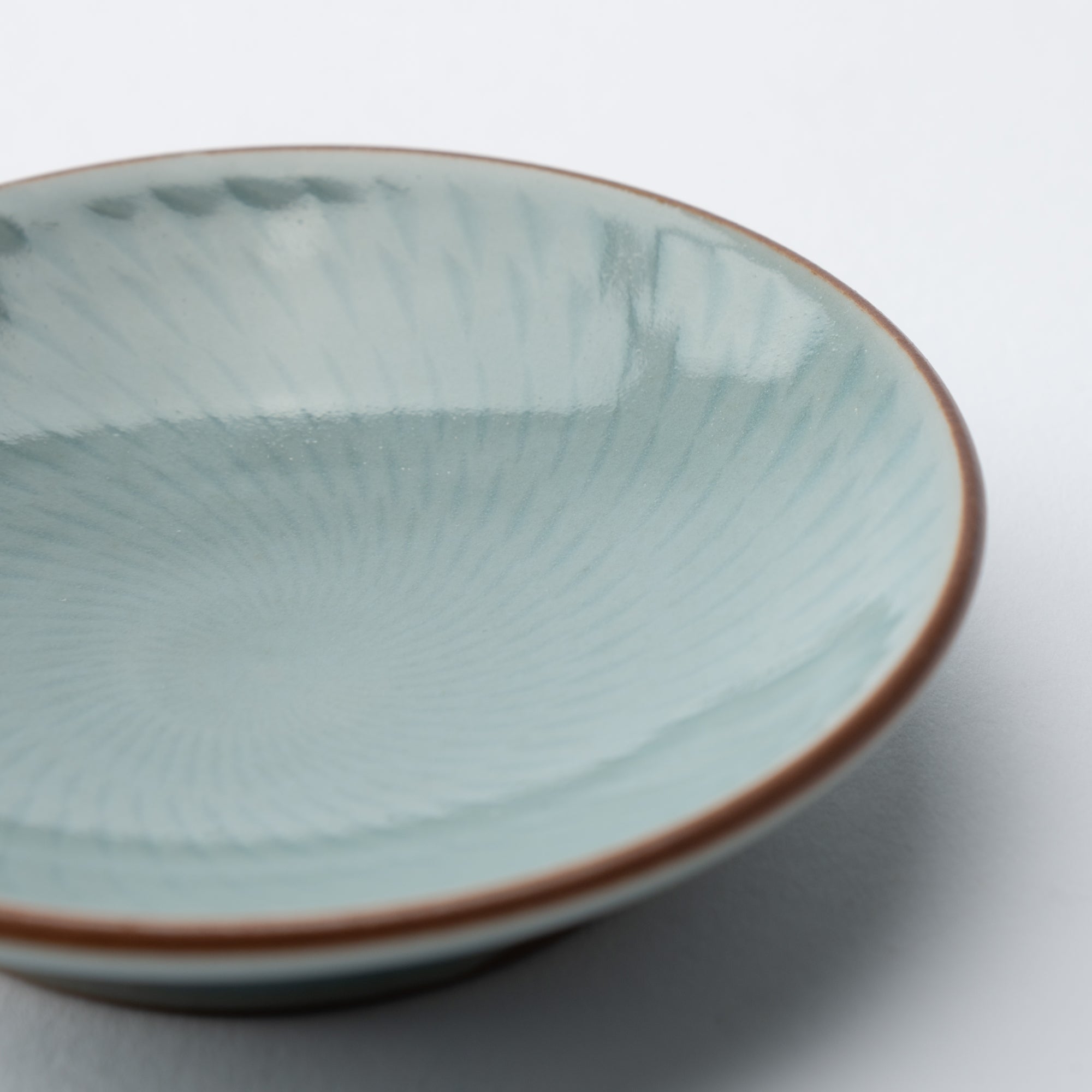 Soryu Kiln Celadon Tobikanna Kiyomizu Ware Sauce Plate - MUSUBI KILN - Quality Japanese Tableware and Gift