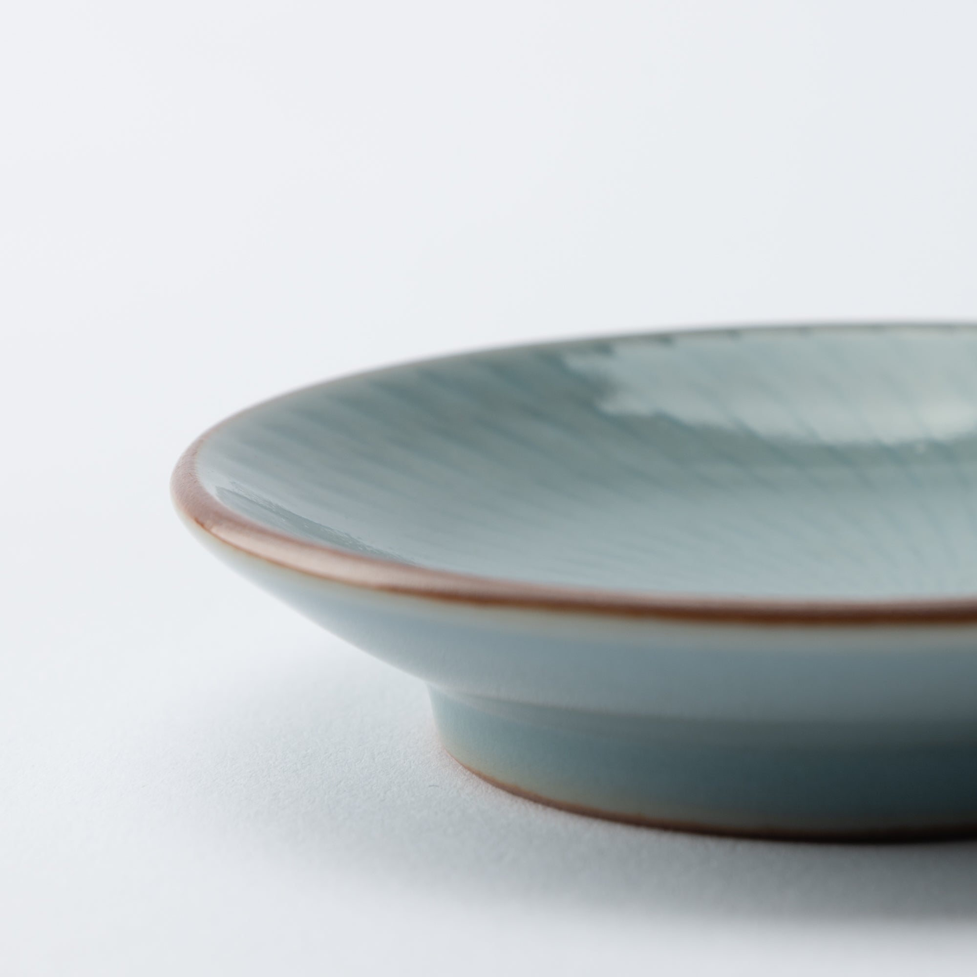 Soryu Kiln Celadon Tobikanna Kiyomizu Ware Sauce Plate - MUSUBI KILN - Quality Japanese Tableware and Gift