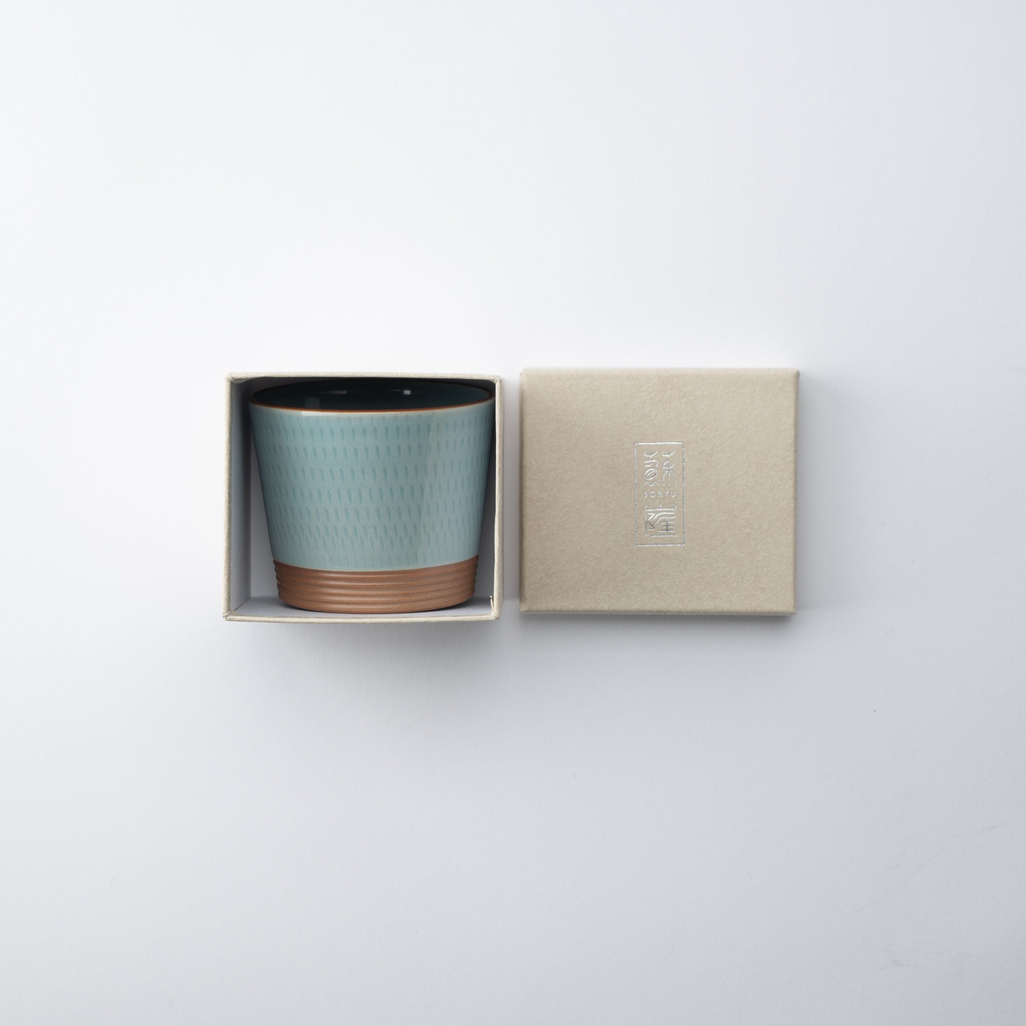 Soryu Kiln Celadon Tobikanna Kiyomizu Ware Small Cup - MUSUBI KILN - Quality Japanese Tableware and Gift