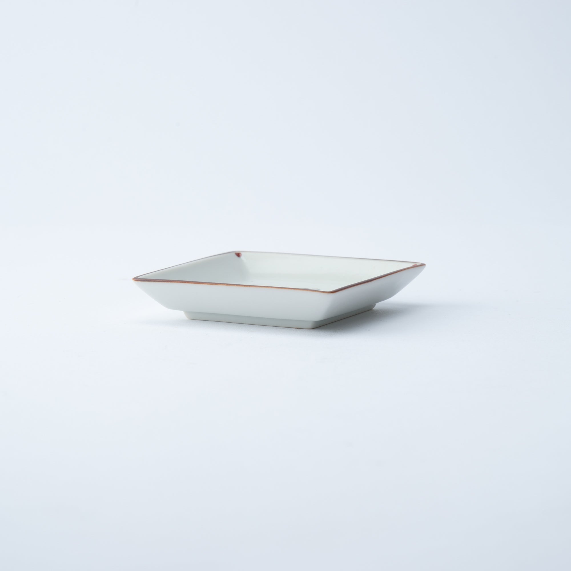 Soukyu Kiln Sea Bream Kutani Sauce Plate - MUSUBI KILN - Quality Japanese Tableware and Gift