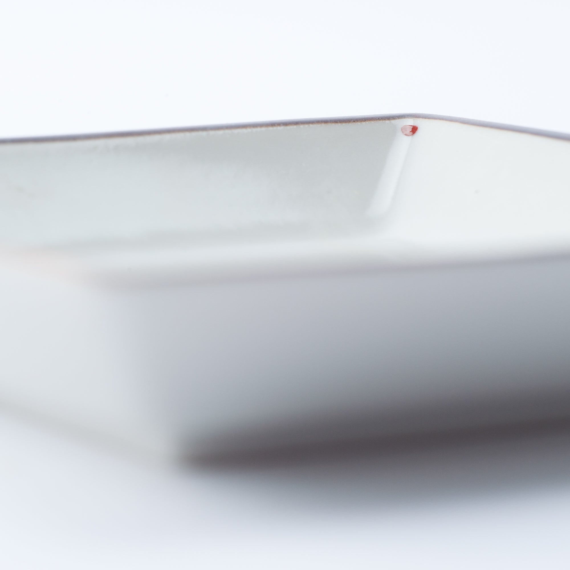 Soukyu Kiln Treasure Boat Kutani Sauce Plate - MUSUBI KILN - Quality Japanese Tableware and Gift